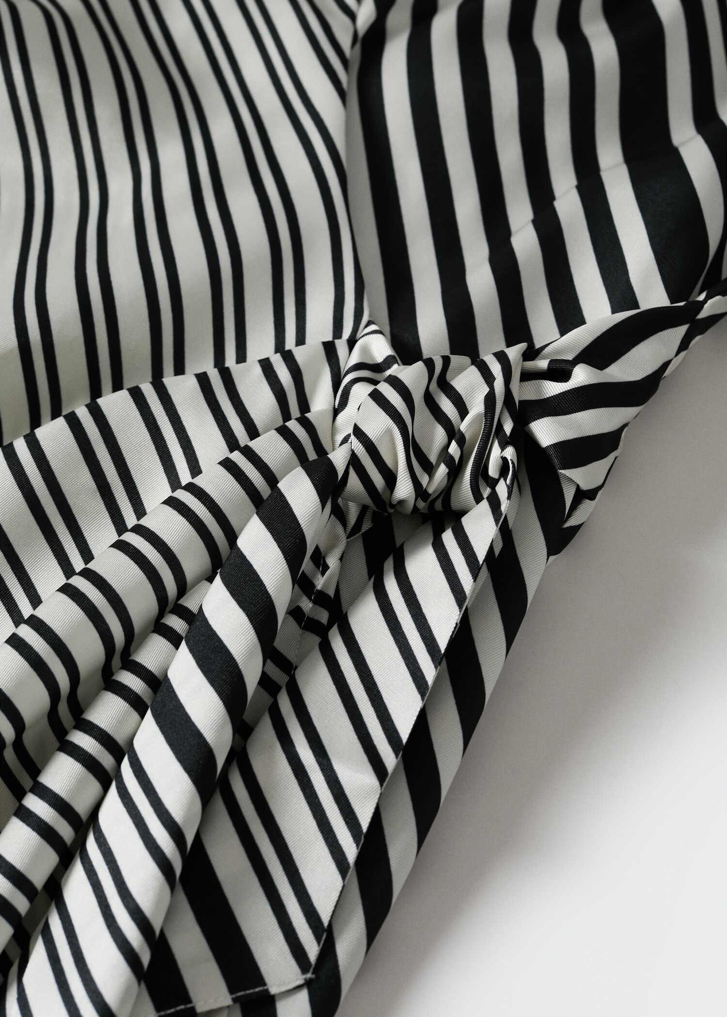 Vestido fluido camisero - Detalle del artículo 8