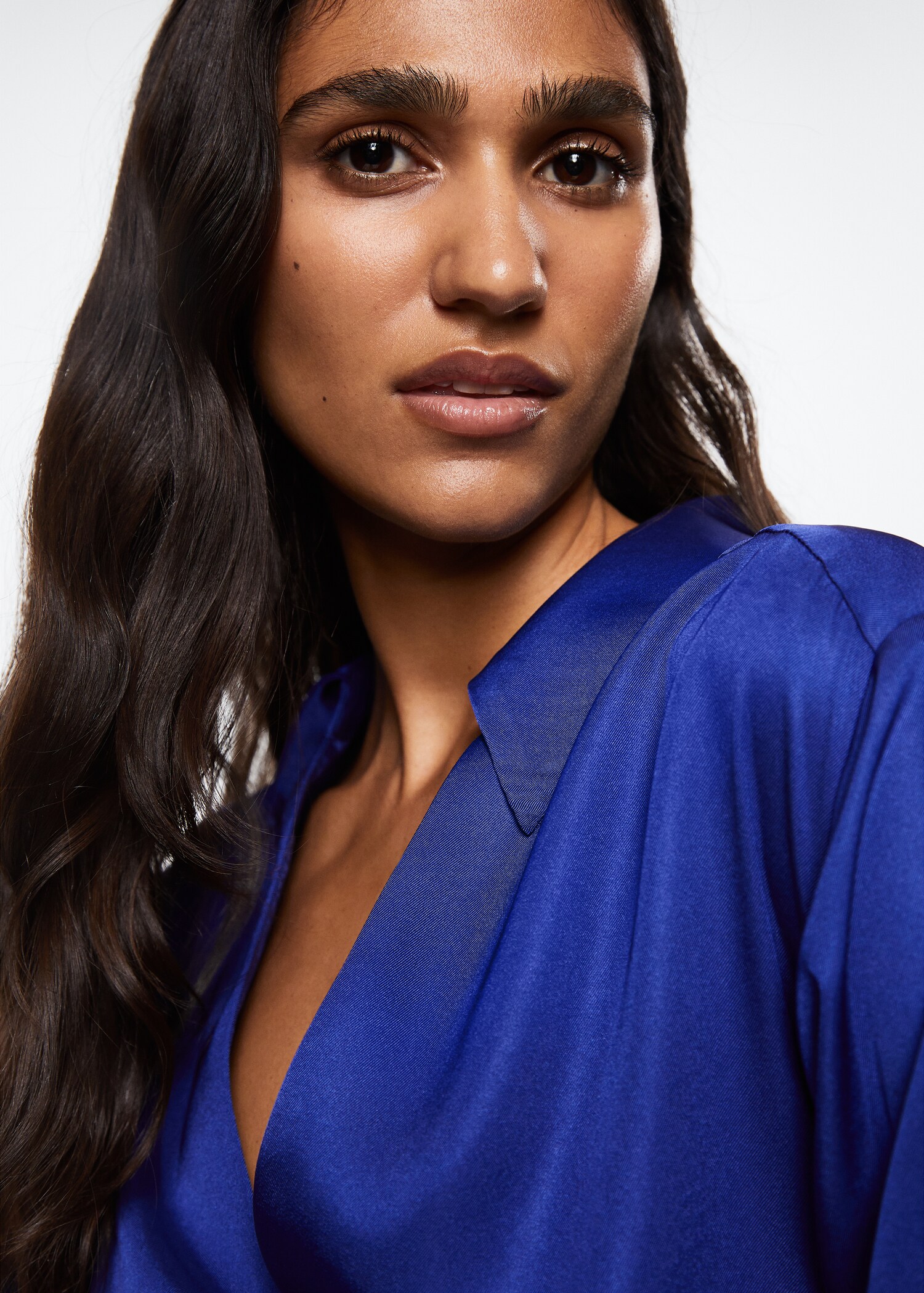 Flowy shirt dress - Details of the article 2
