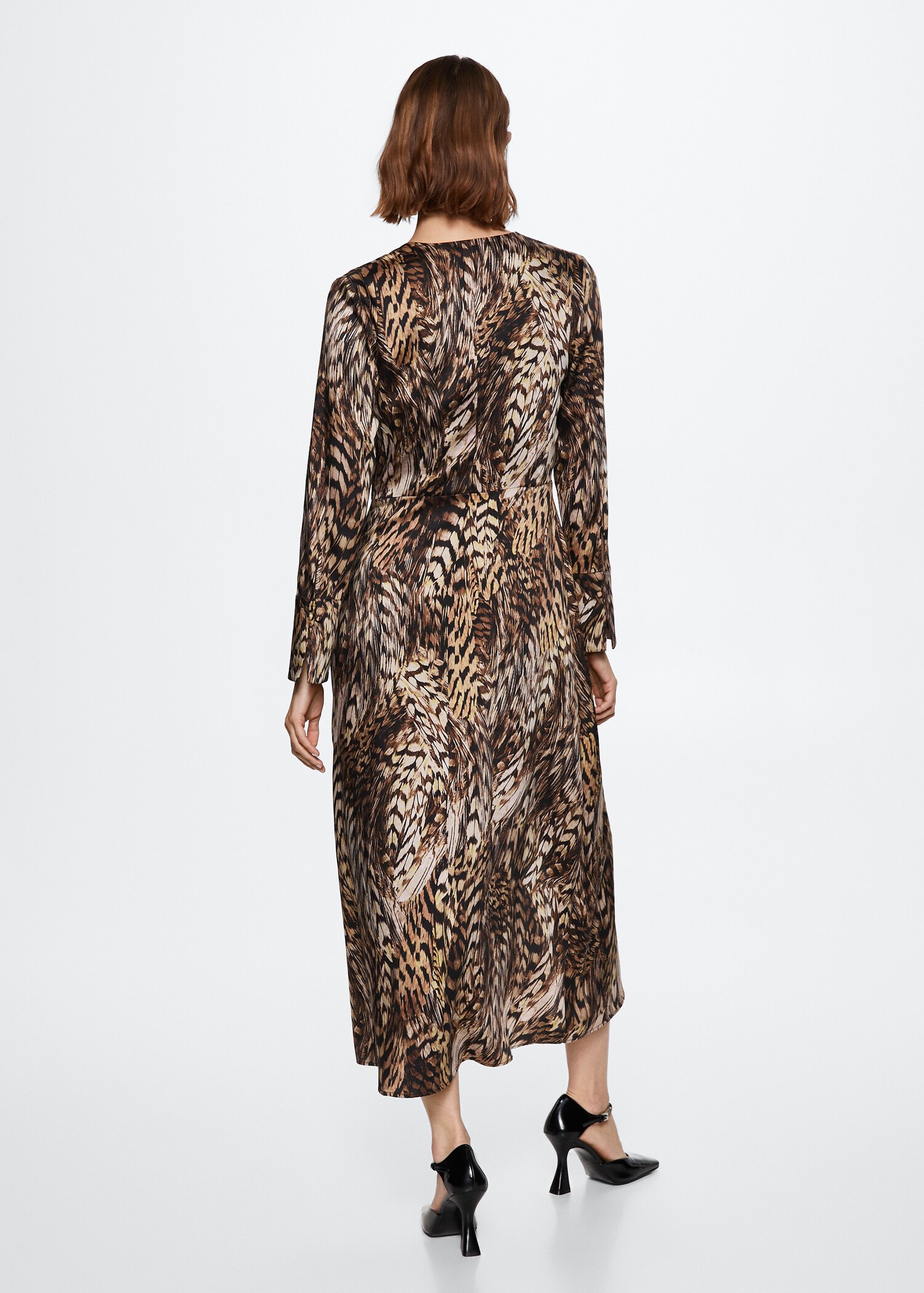 Flowy animal print dress - Reverse of the article