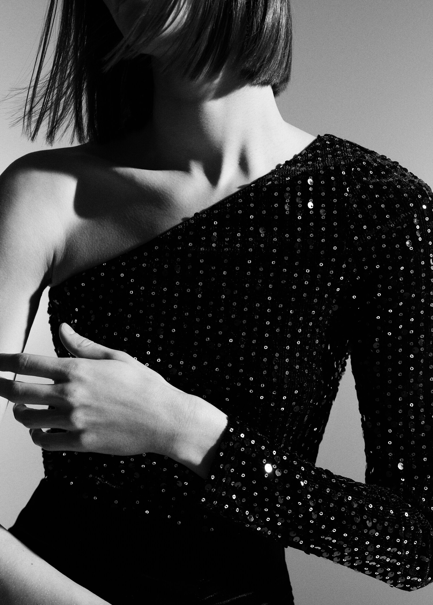 Asymmetrisch T-shirt met pailletten - Detail van het artikel 6