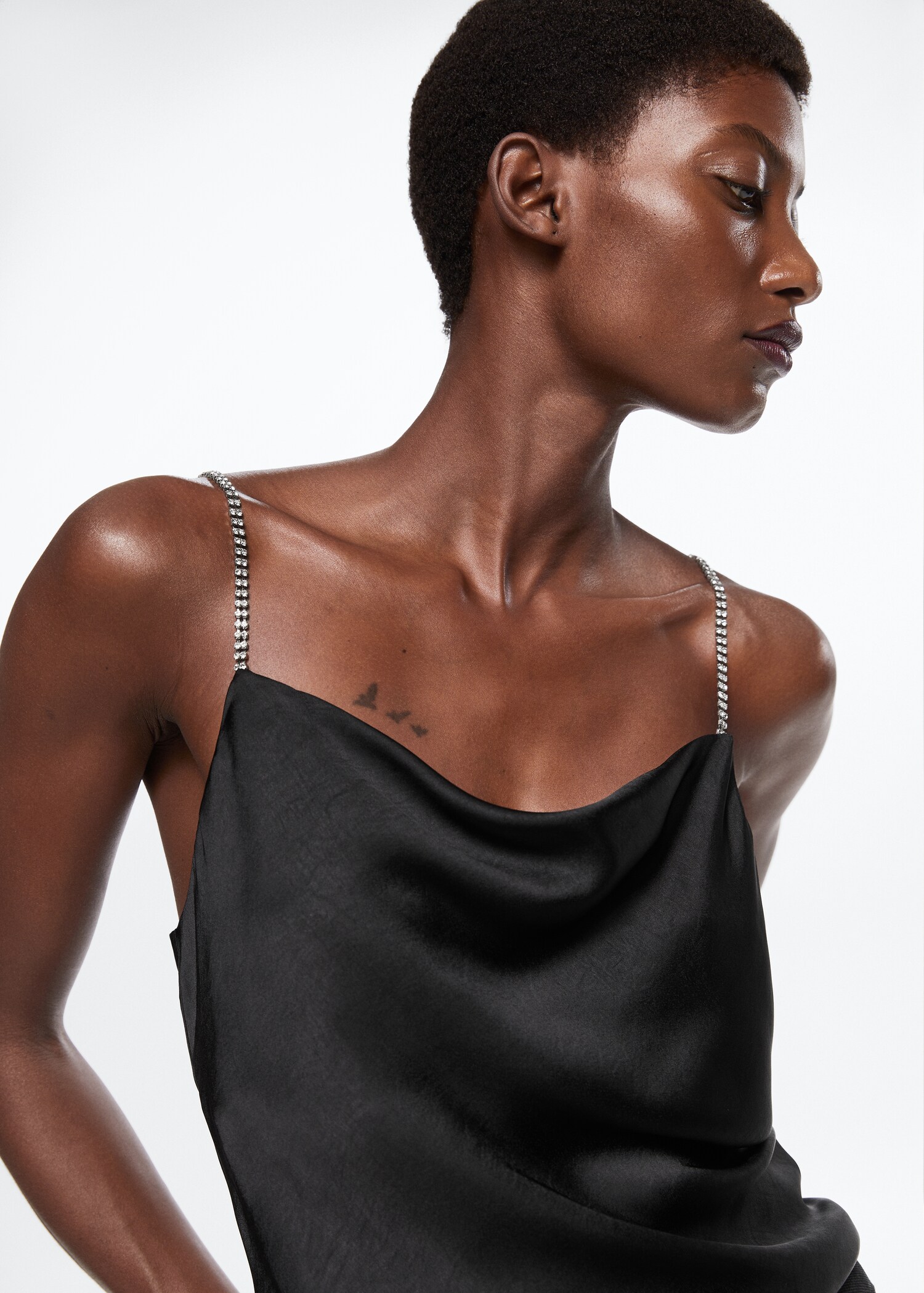 Lingerie-Top mit schmuckverziertem Träger - Detail des Artikels 1
