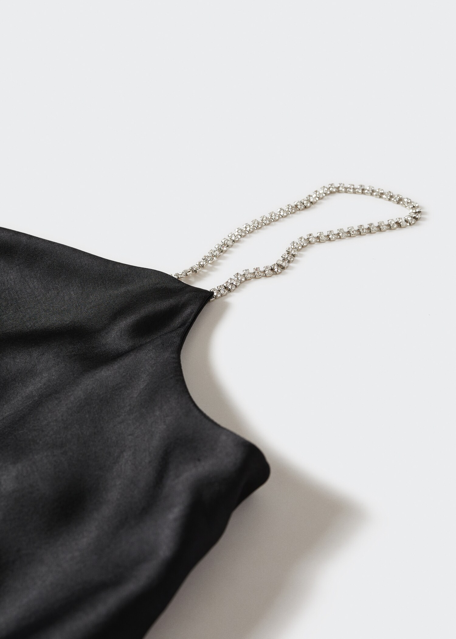 Lingerie-Top mit schmuckverziertem Träger - Detail des Artikels 8