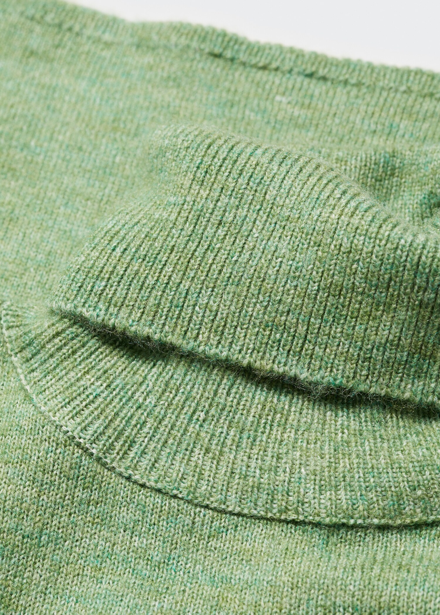 Pull-over maille col roulé - Détail de l'article 8