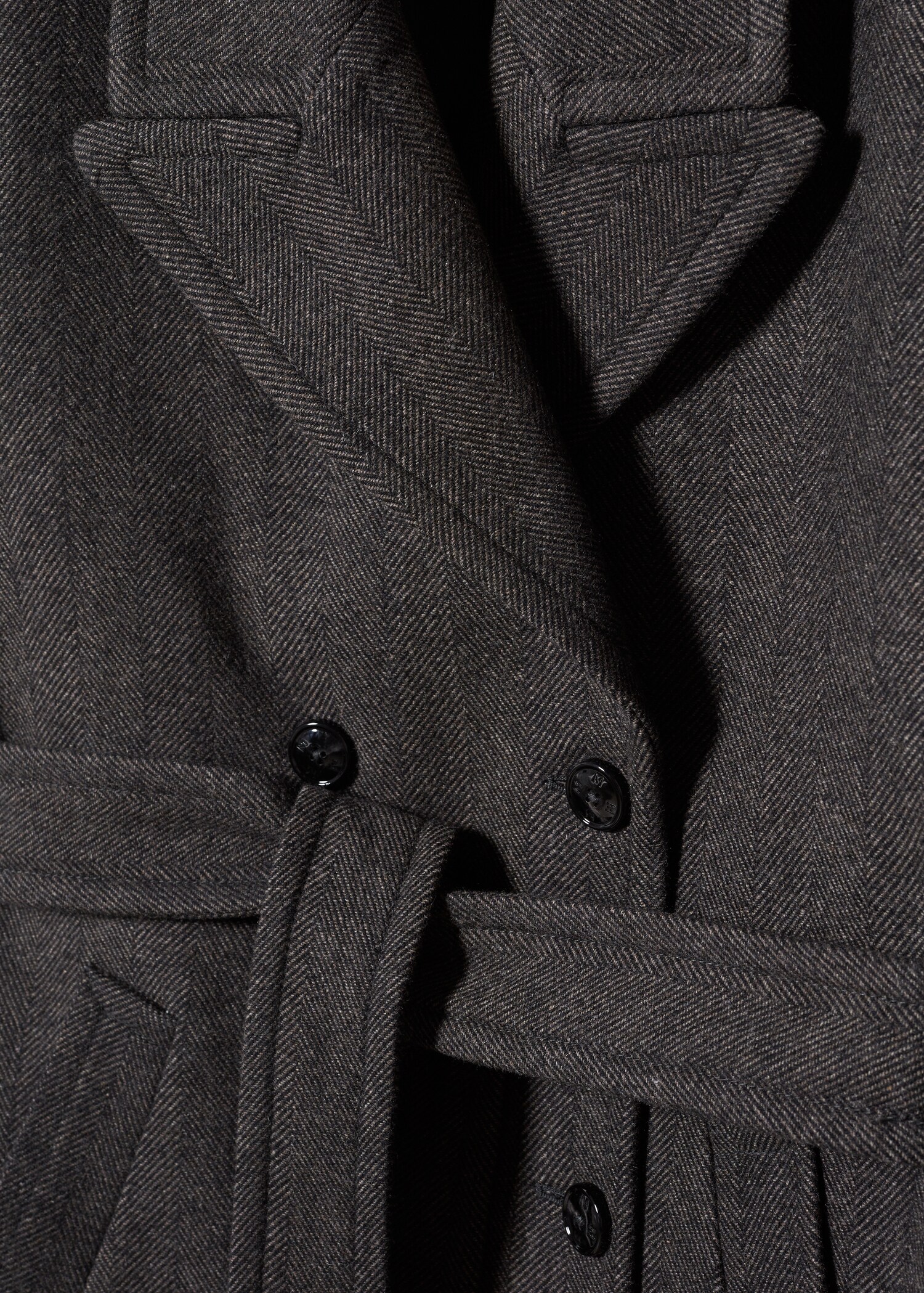 Buttoned wool coat - Details of the article 8