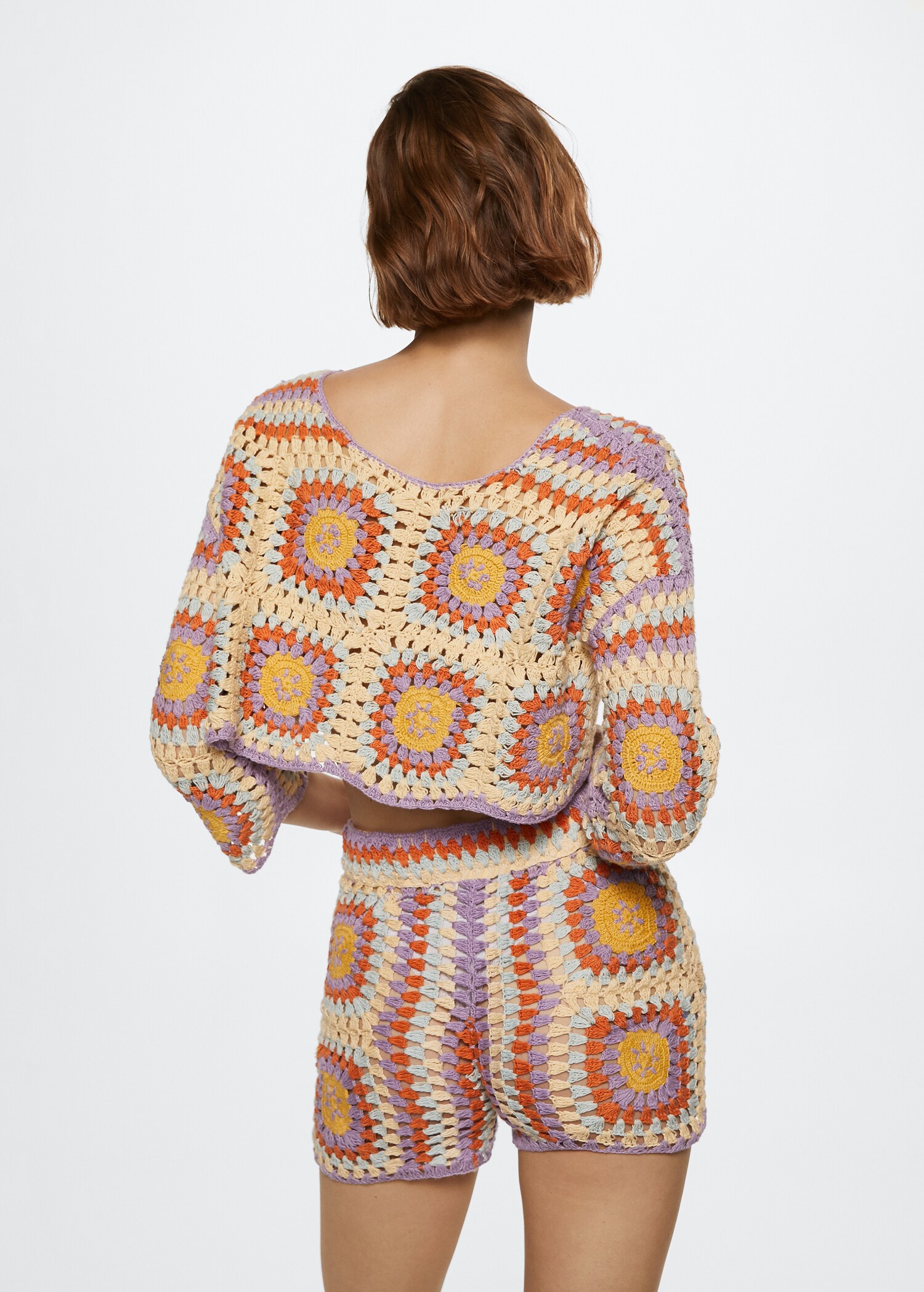 Cotton crochet sweater - Reverse of the article