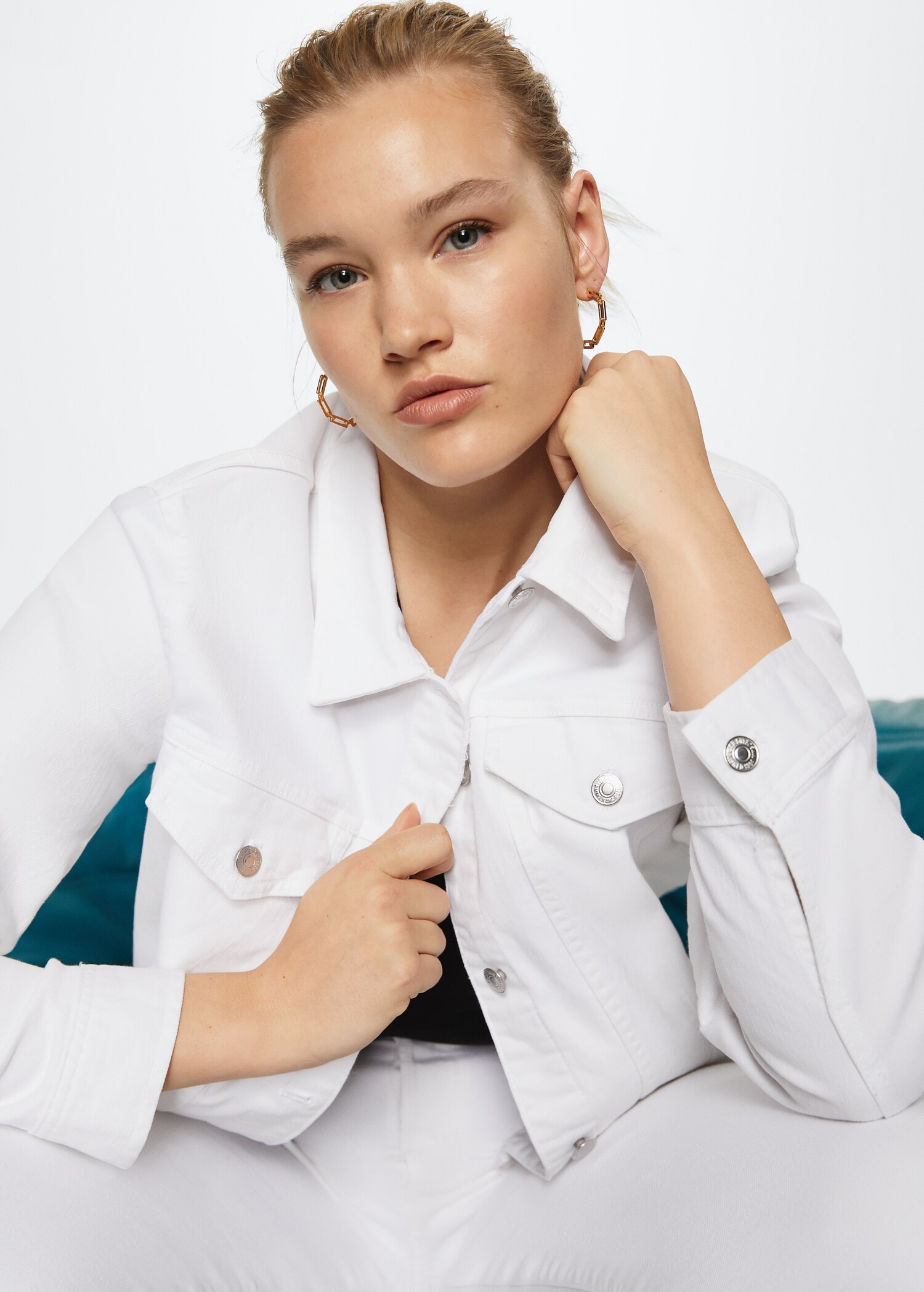 Pocketed denim jacket - Details of the article 5