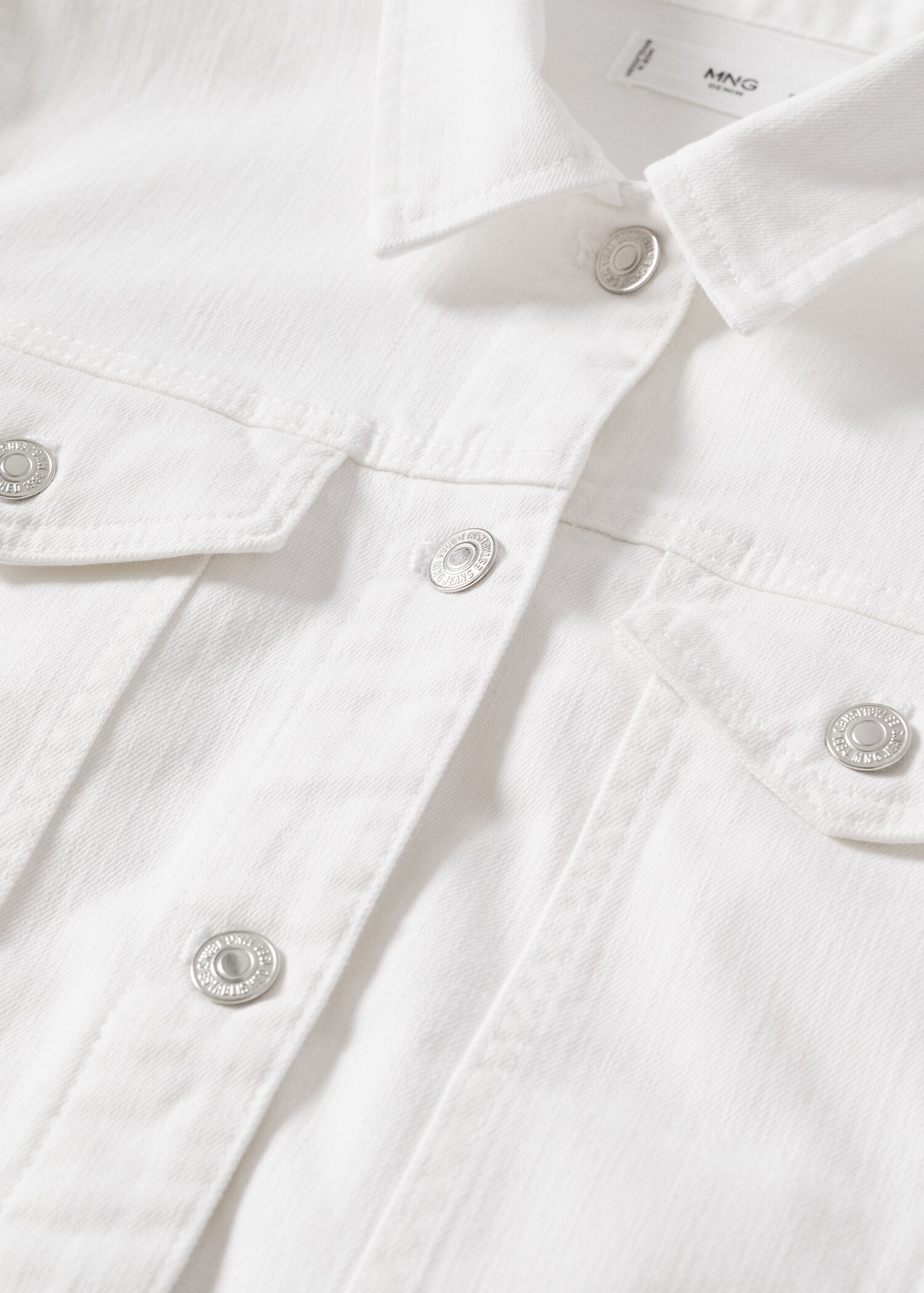 Pocketed denim jacket - Details of the article 8