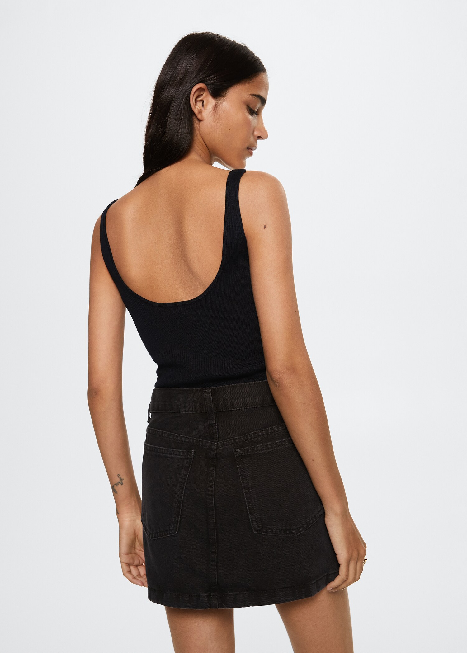Ribbed knit top - Reverse of the article