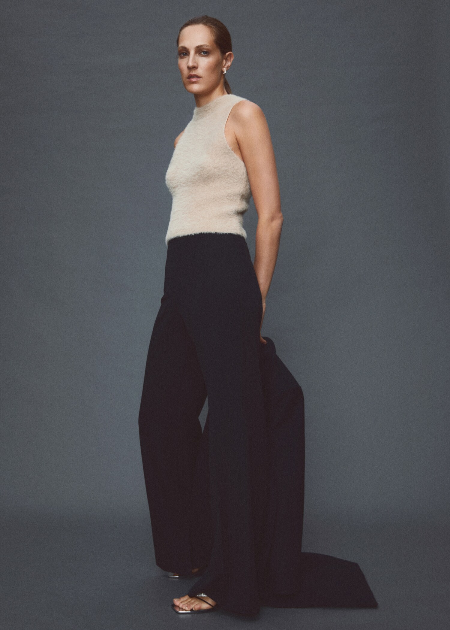 High-waist palazzo pants - Details of the article 6