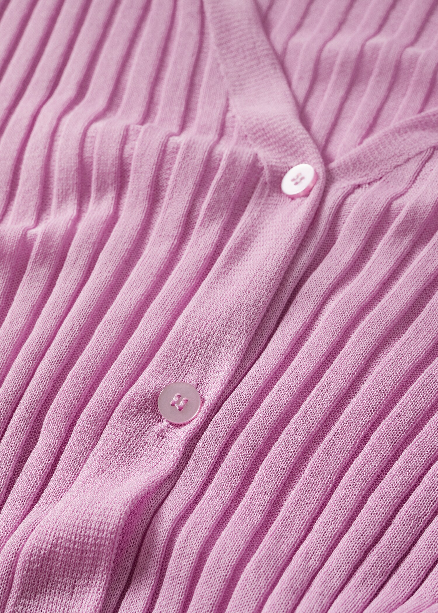 Langer Cardigan mit Rippstruktur - Detail des Artikels 8