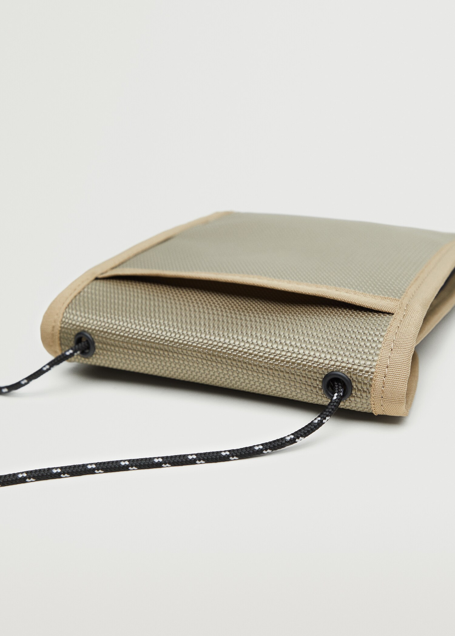Waterproof shoulder bag - Details of the article 3