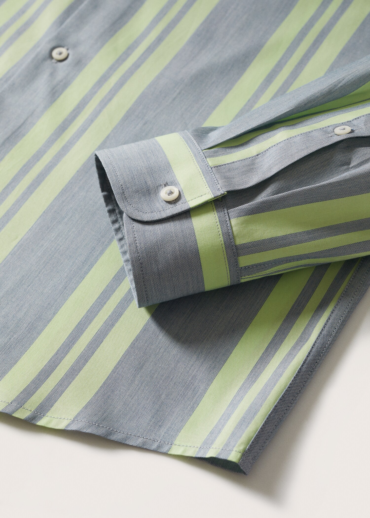 Regular-fit cotton striped shirt - Details of the article 8