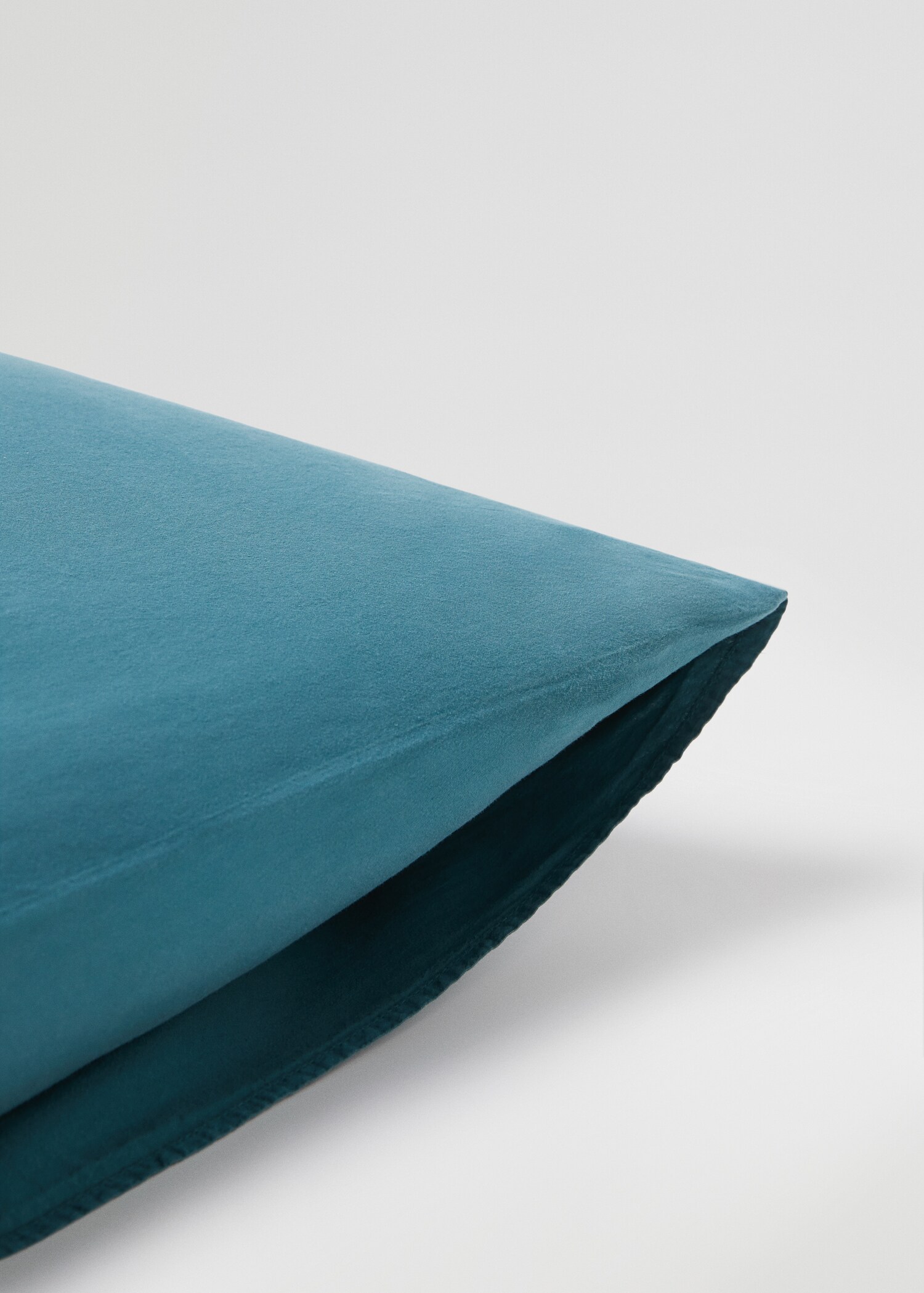 Washed cotton cushion cover 60x60cm (Pack of 2) - Details of the article 3