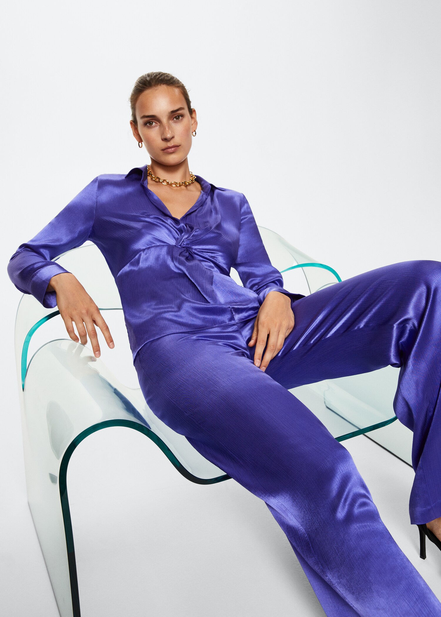 Bow satin trousers - Details of the article 2