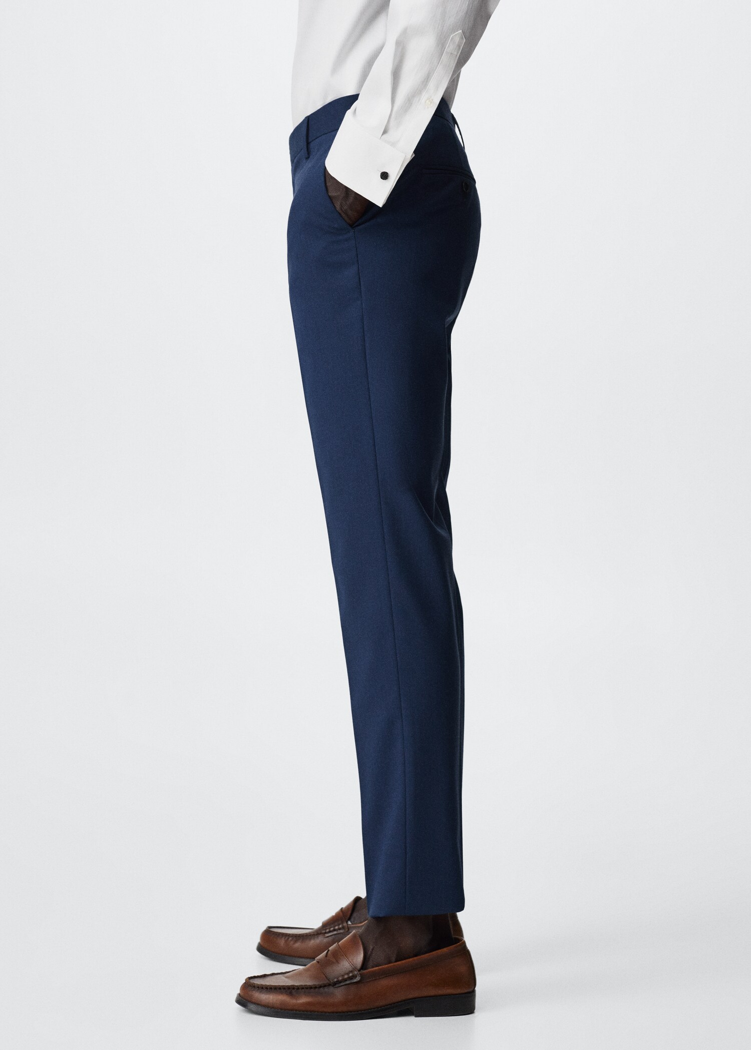 Teksturowane garniturowe spodnie slim fit - Szczegóły artykułu 2