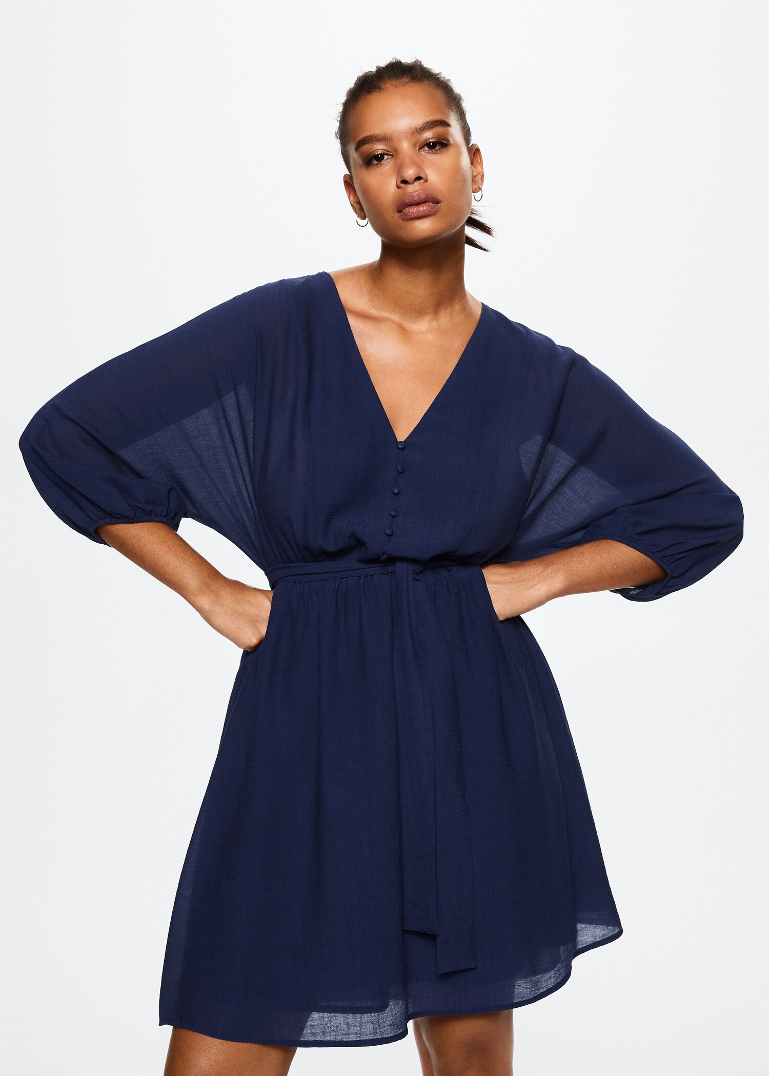 Short belted dress - Details of the article 3