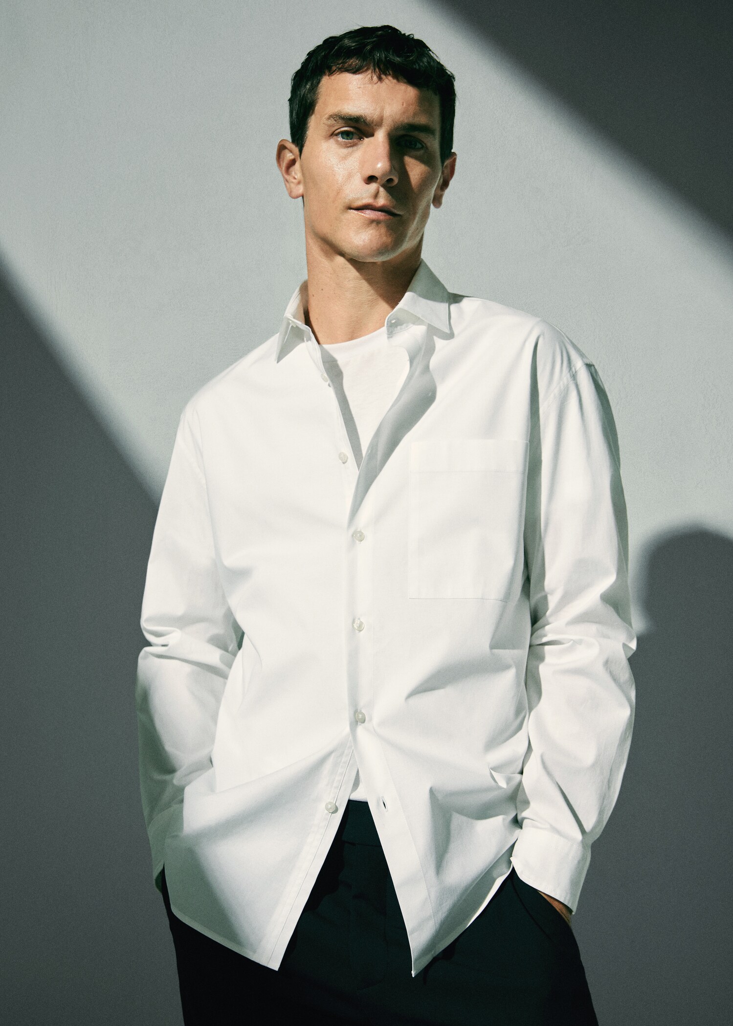 Relaxed-fit cotton shirt - Details of the article 5