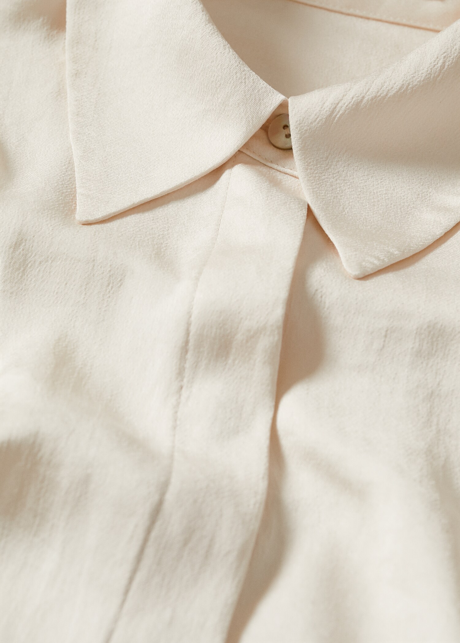 Satin finish flowy shirt - Details of the article 8