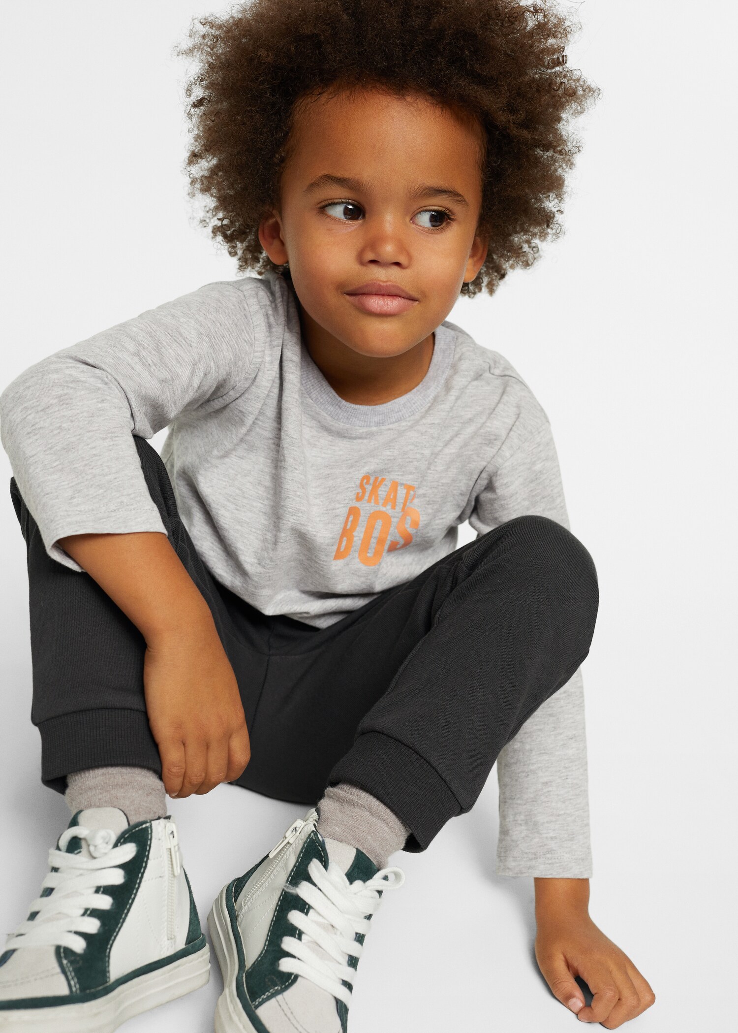 Cargo jogger trousers - Details of the article 2