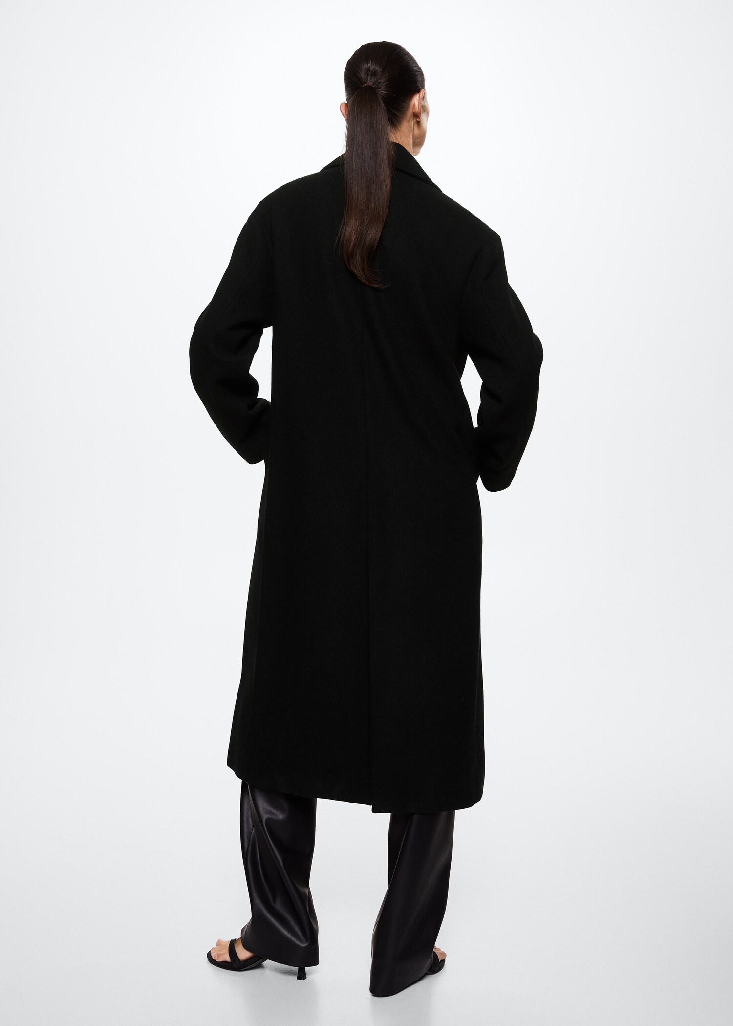 Oversize wool coat - Reverse of the article