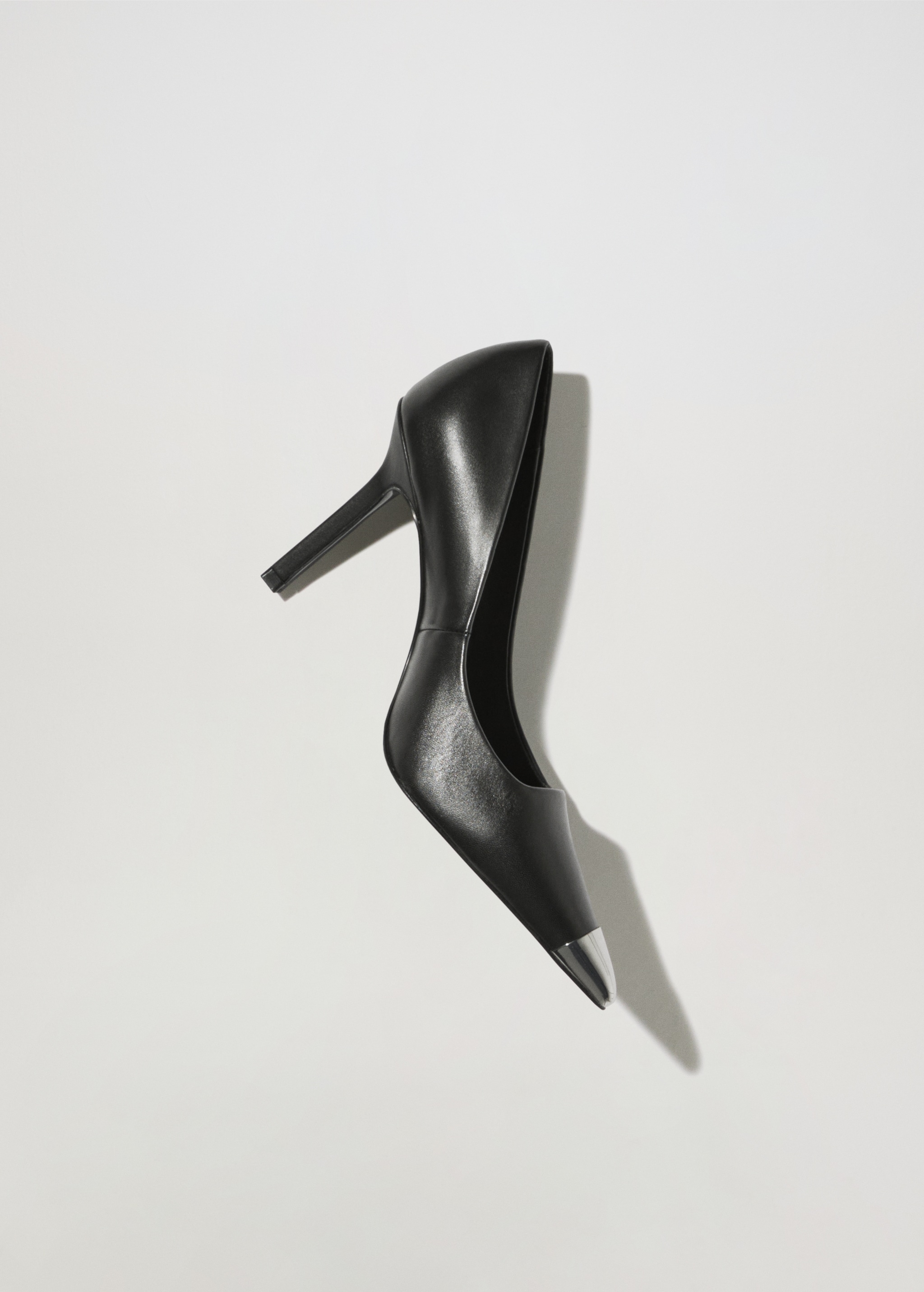 Zapato piel punta metalizada - Artículo sin modelo