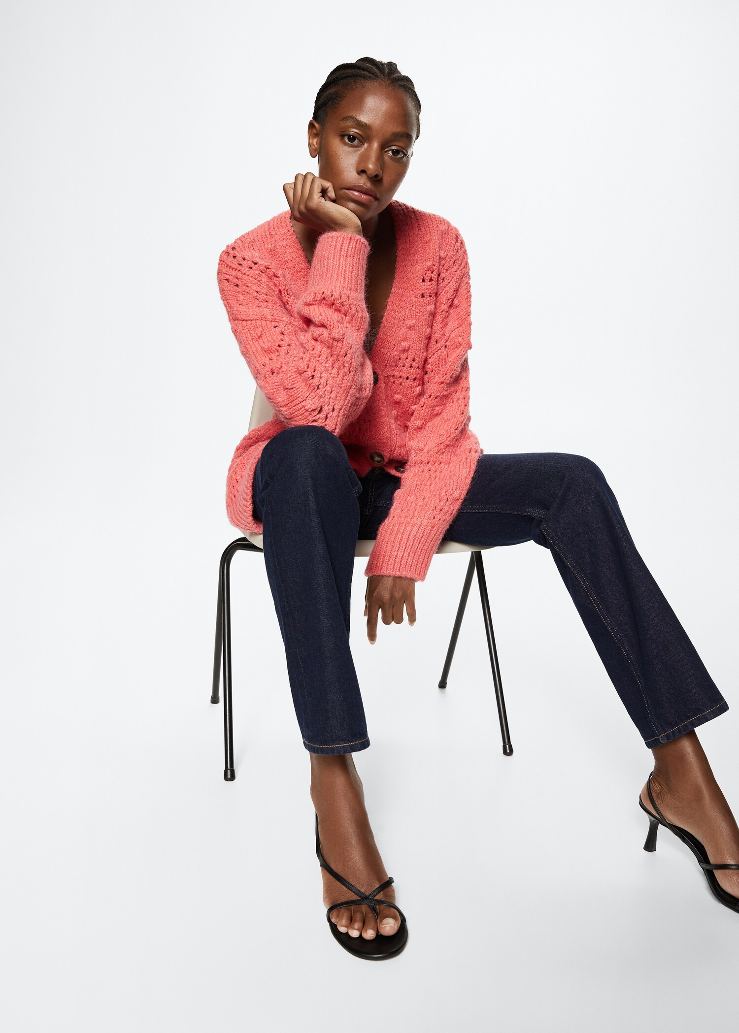 Oversized cardigan with buttons - Details of the article 2