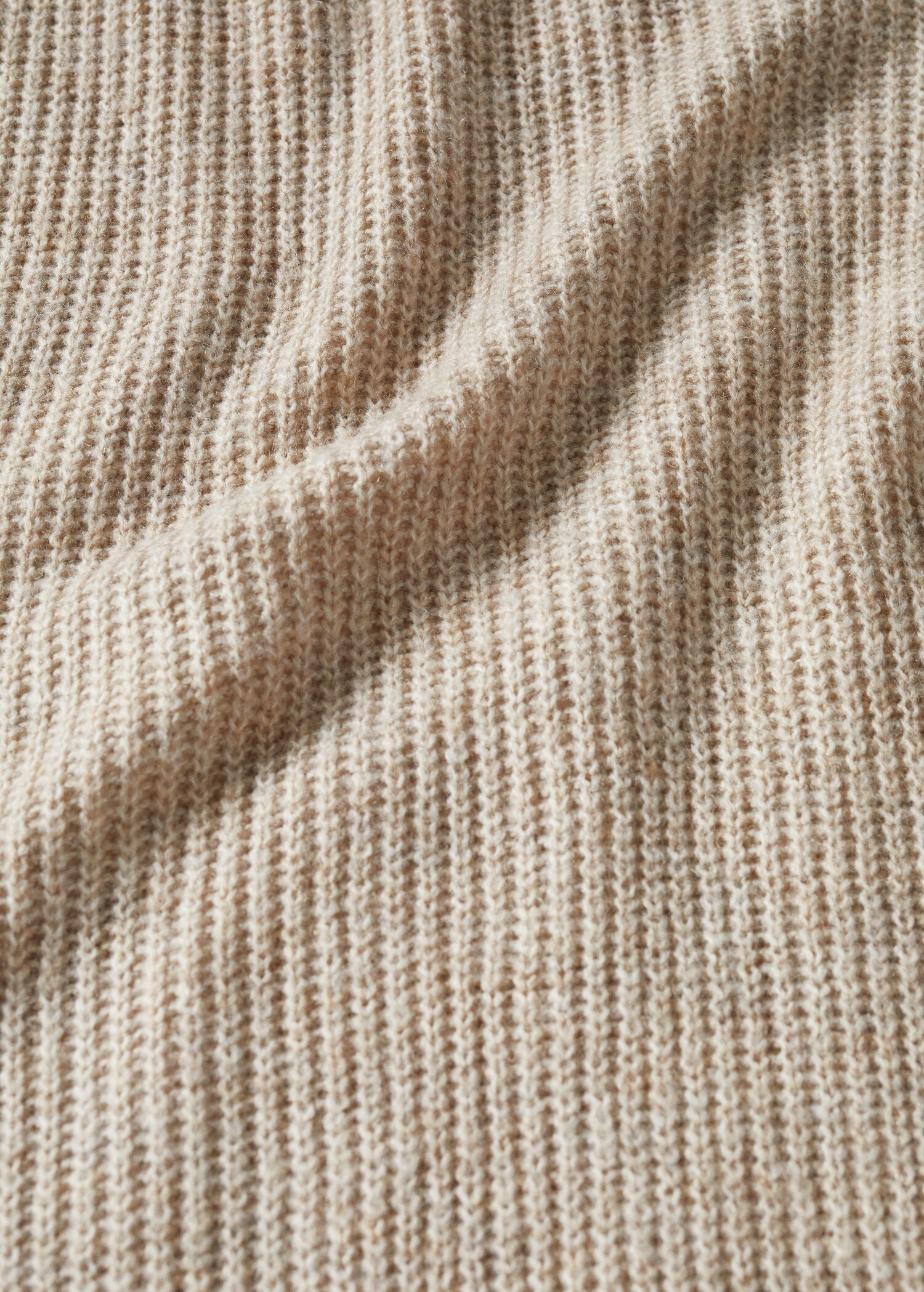 Strickkleid mit Rollkragen - Detail des Artikels 8