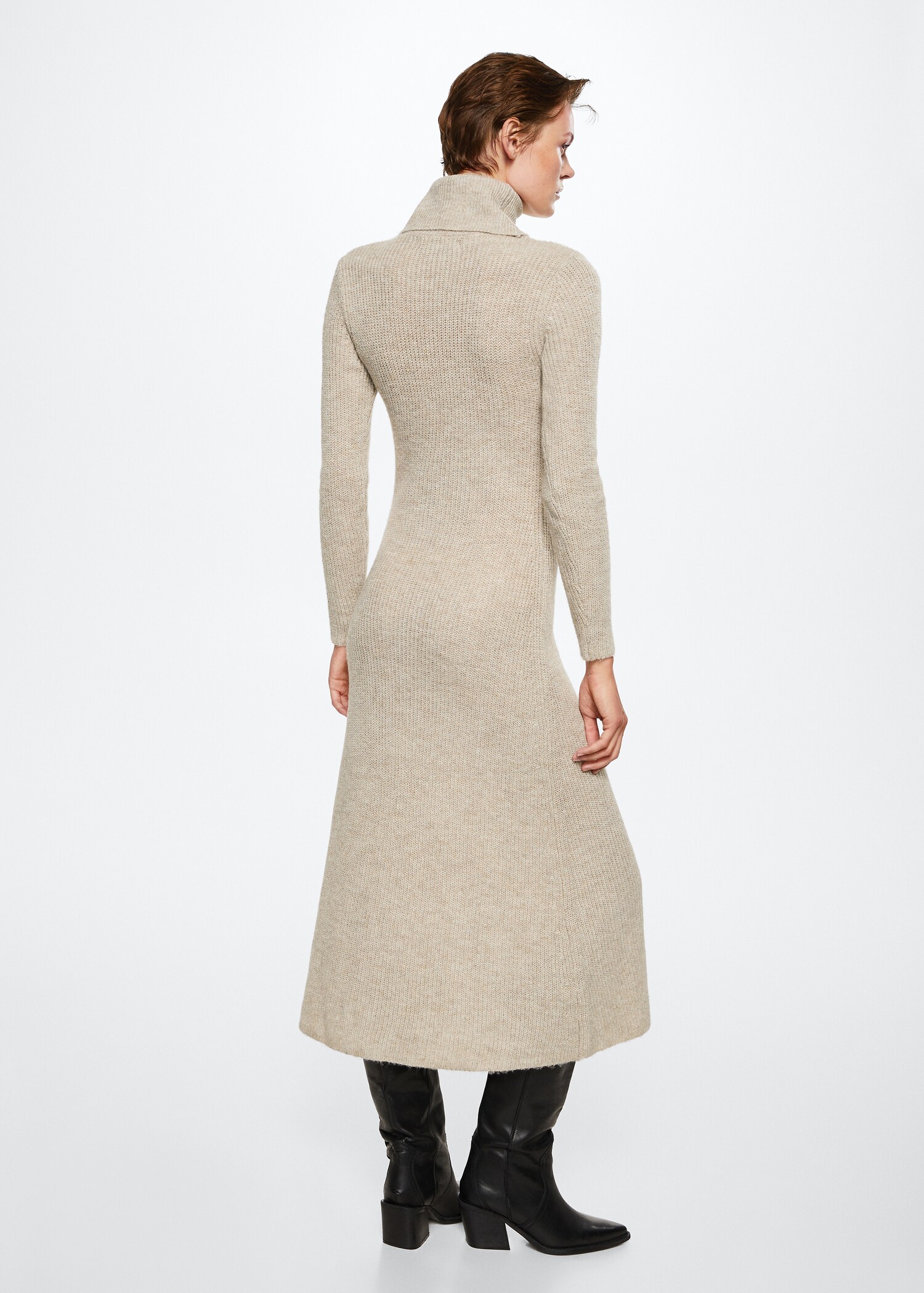 Strickkleid mit Rollkragen - Rückseite des Artikels