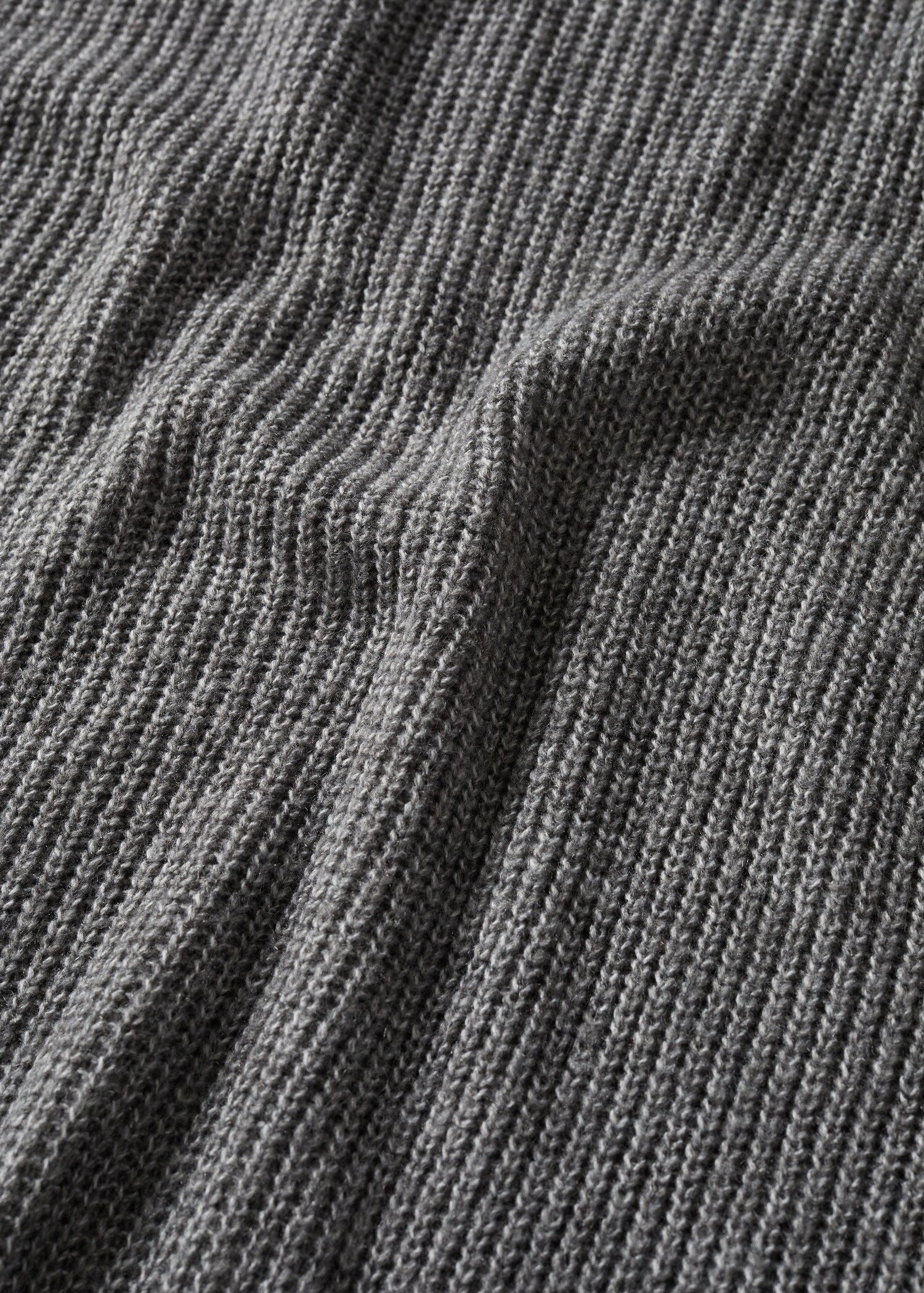 Strickkleid mit Rollkragen - Detail des Artikels 8