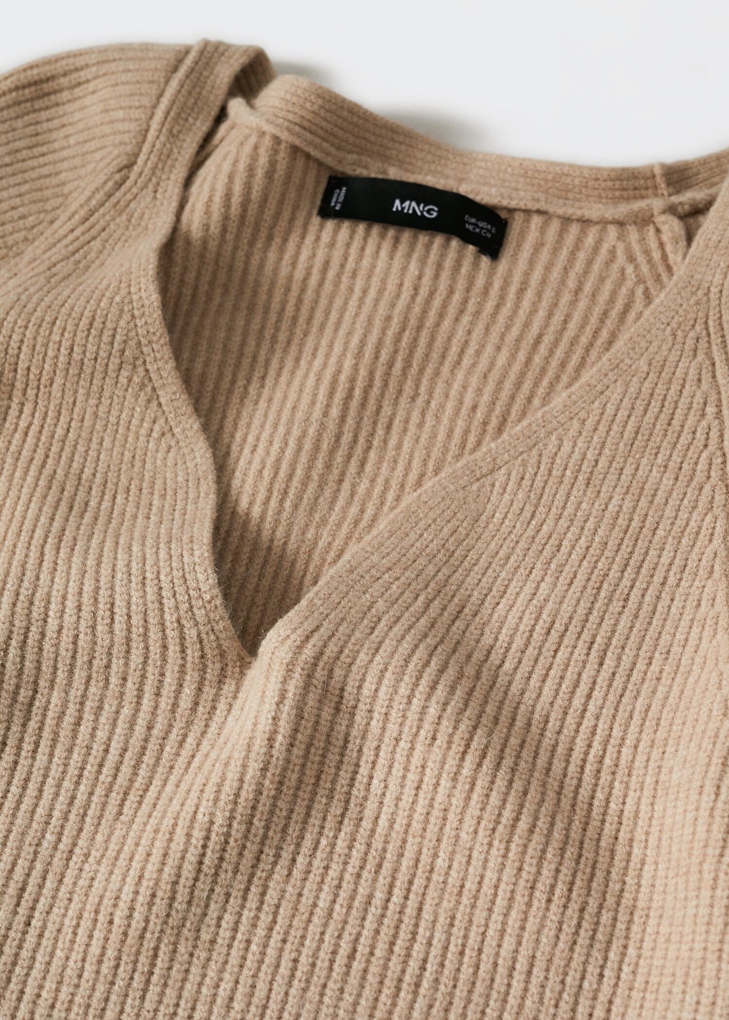 Strickkleid mit Ballonärmel - Detail des Artikels 8