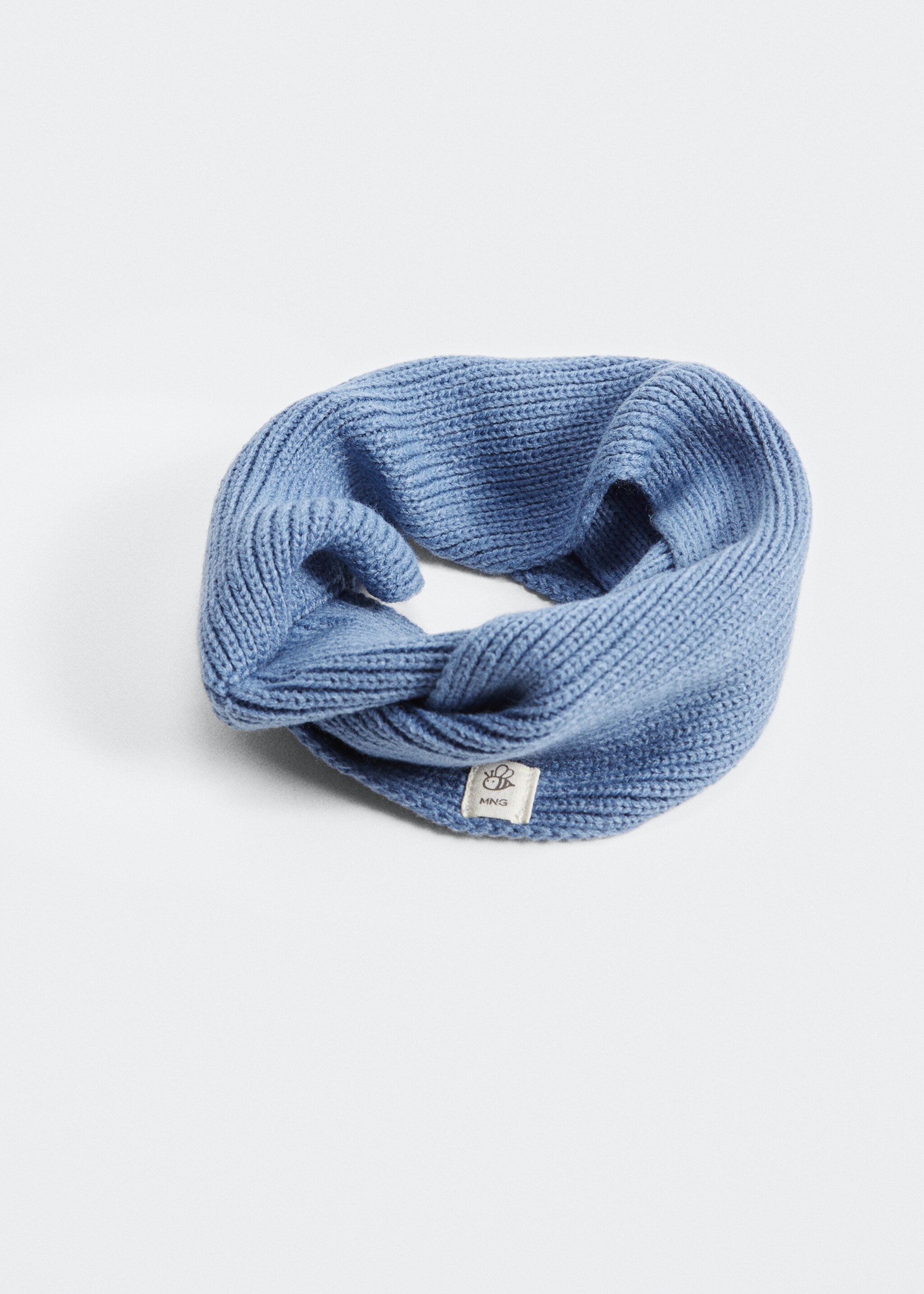 Knitted braided scarf - Details of the article 4, Blue. Ref: 37055952-00.