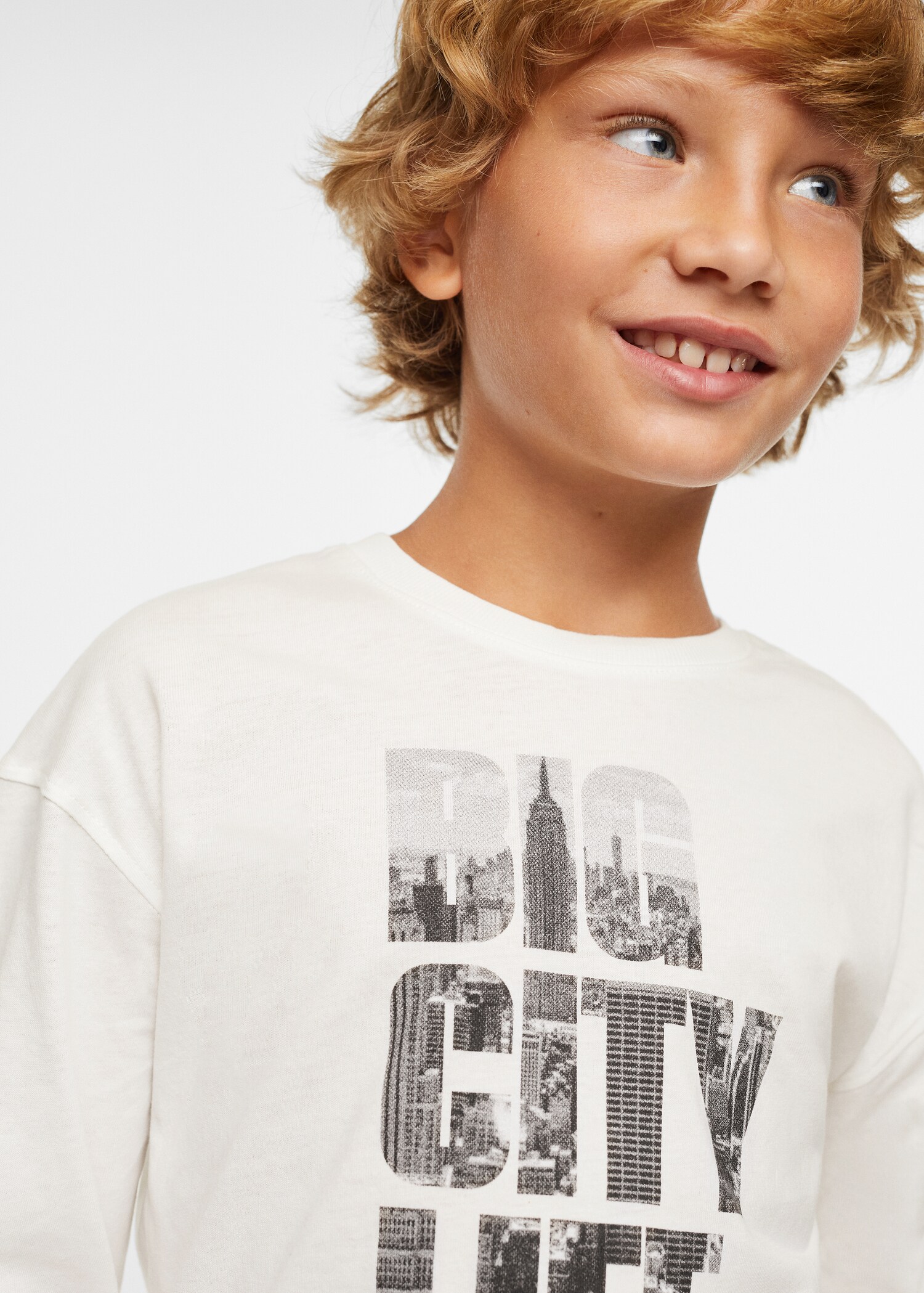 Camiseta manga larga estampada - Detalle del artículo 4