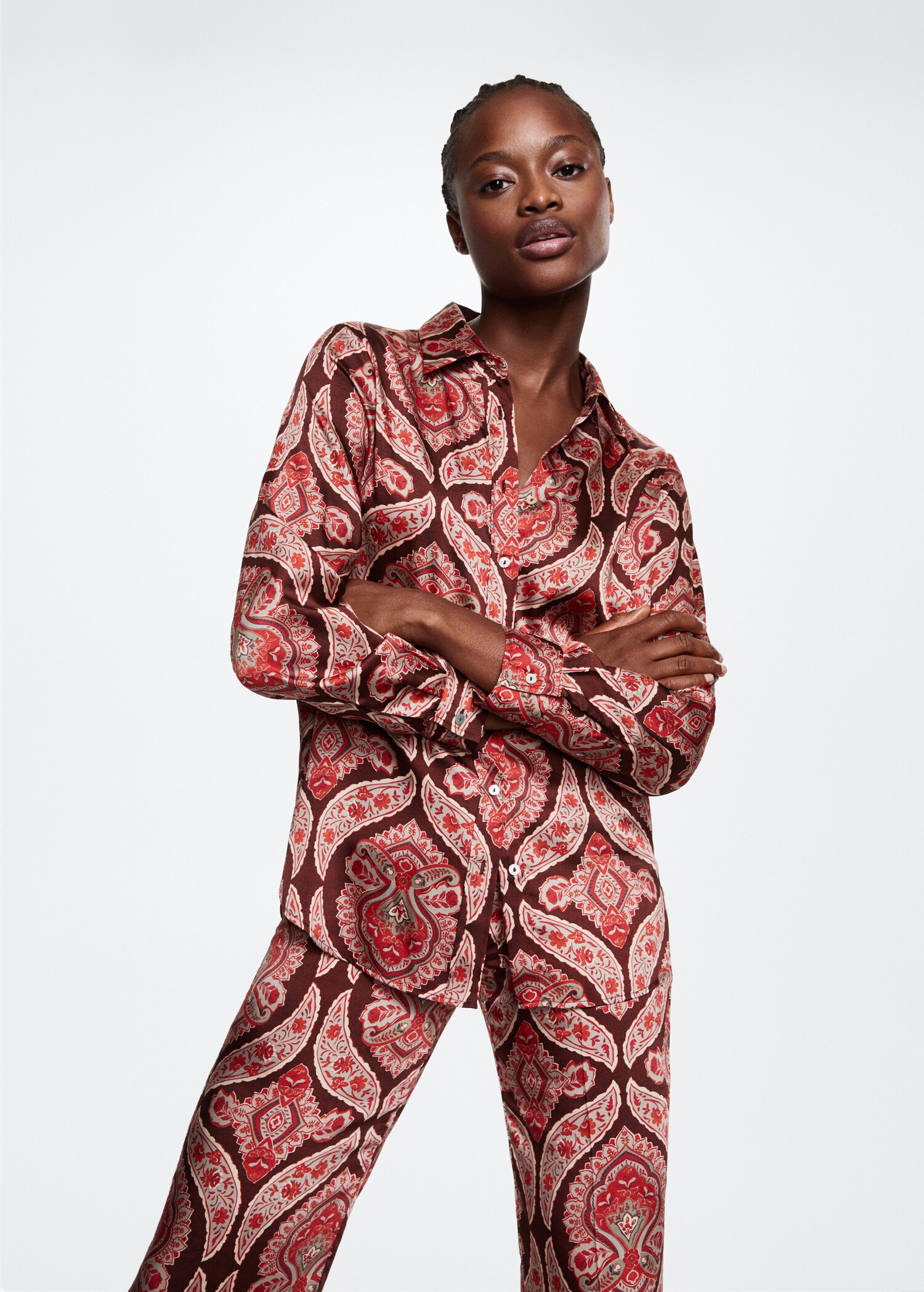 Camisa setinada estampada - Pla mig