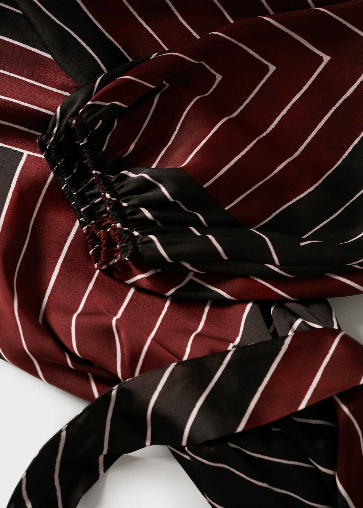 Bedrucktes Retro-Kleid - Detail des Artikels 8