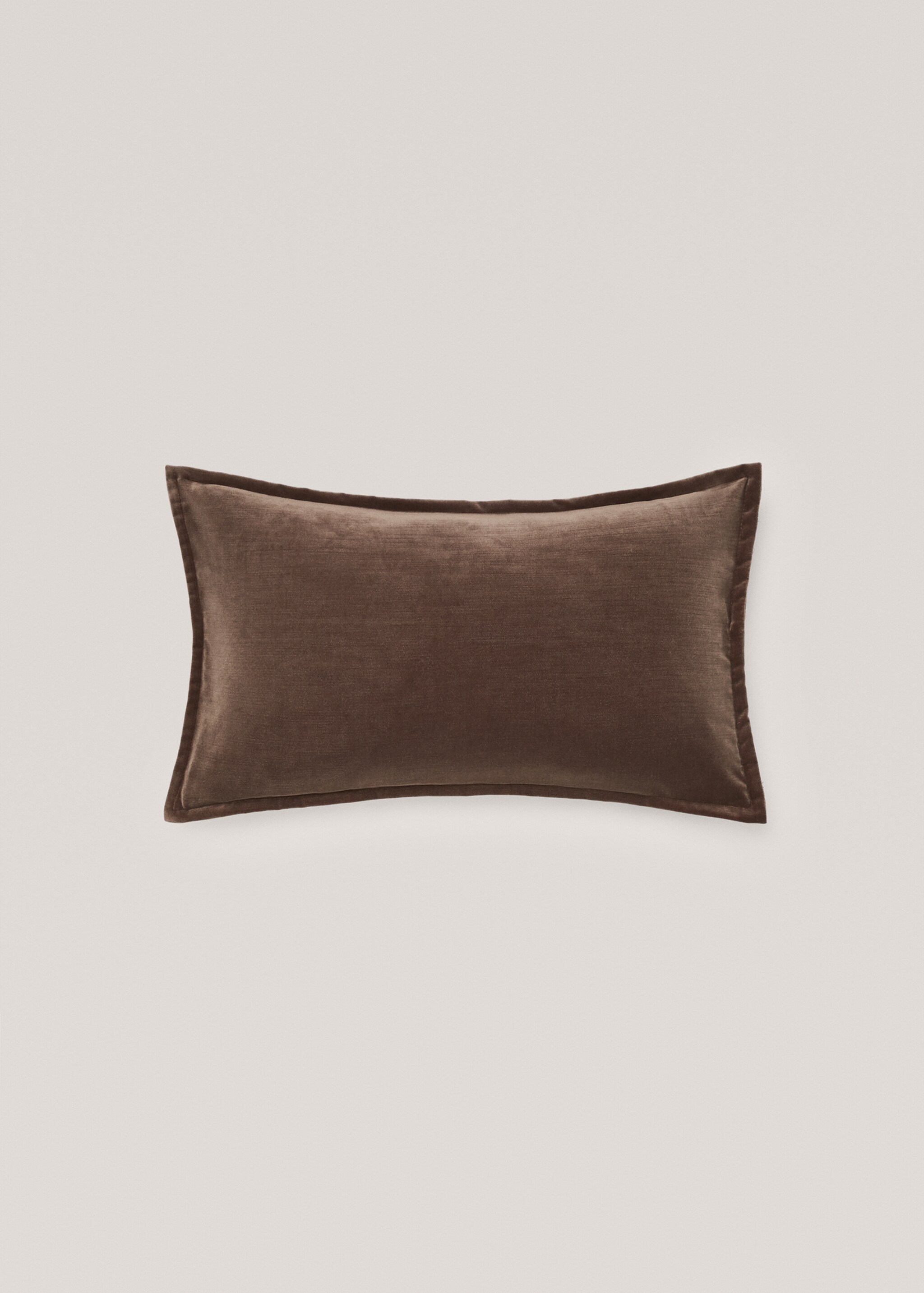 Velvet cushion cover 30x50cm - Reverse of the article, Light/Pastel Purple. Ref: 37056706-00.