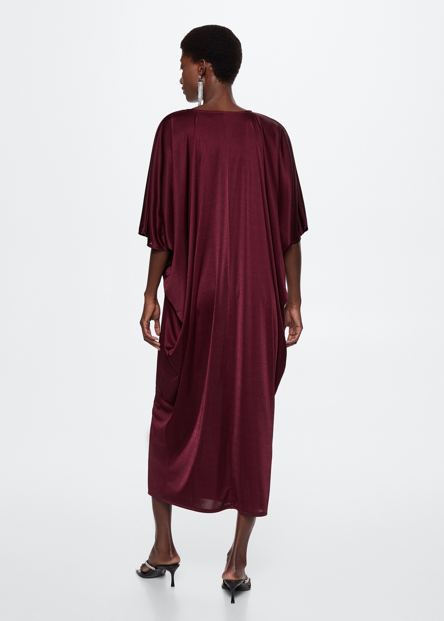 Flowy satin dress - Reverse of the article