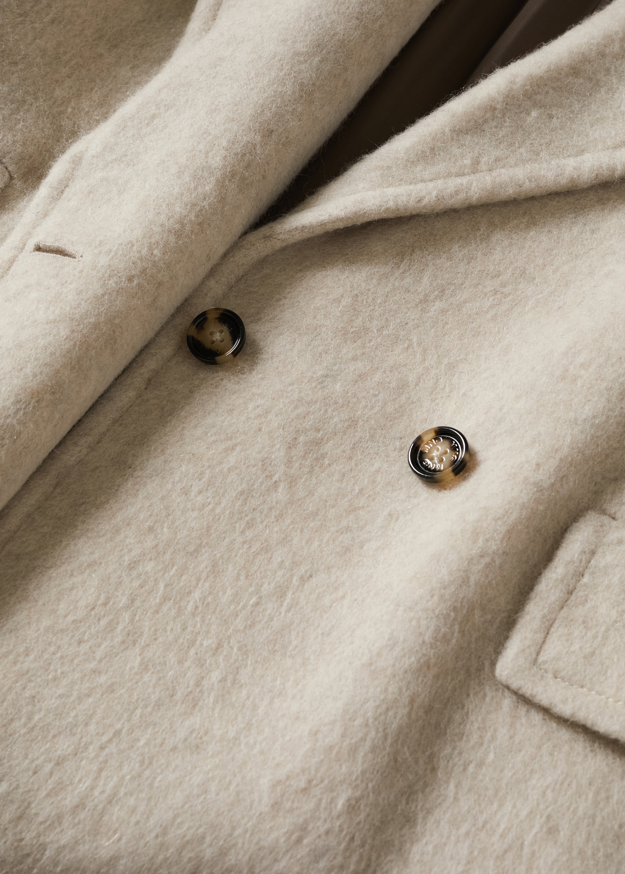 Fur-effect wool coat  - Details of the article 8