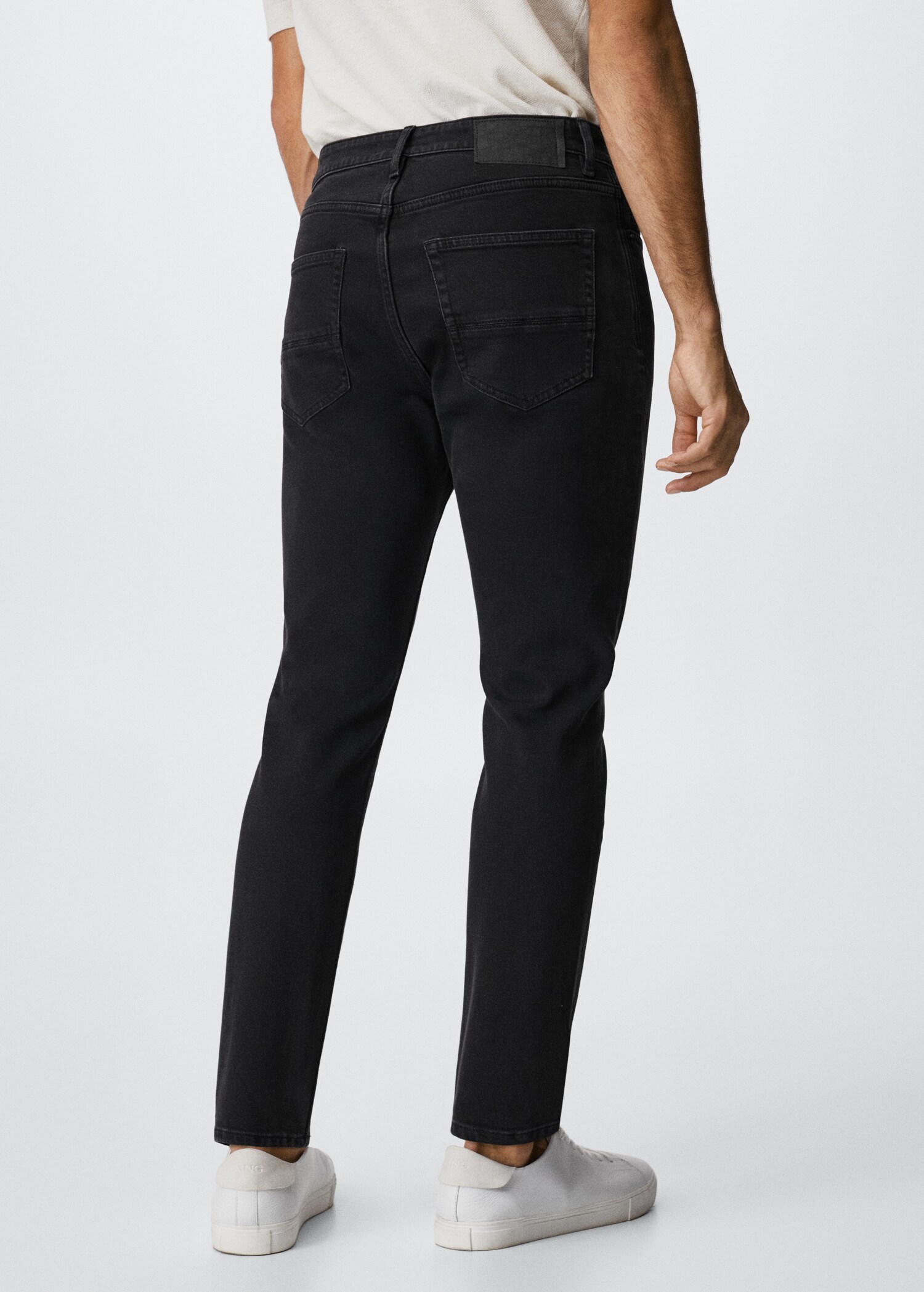 Jeans Tom tapered fit - Verso do artigo