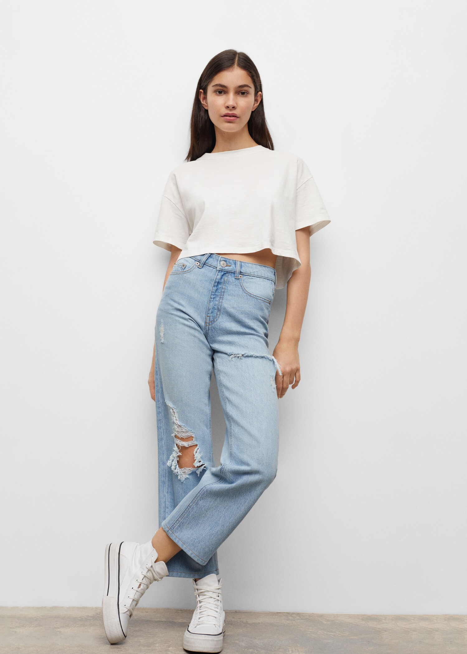 Jeans straight-fit rotos decorativos  - Plano medio