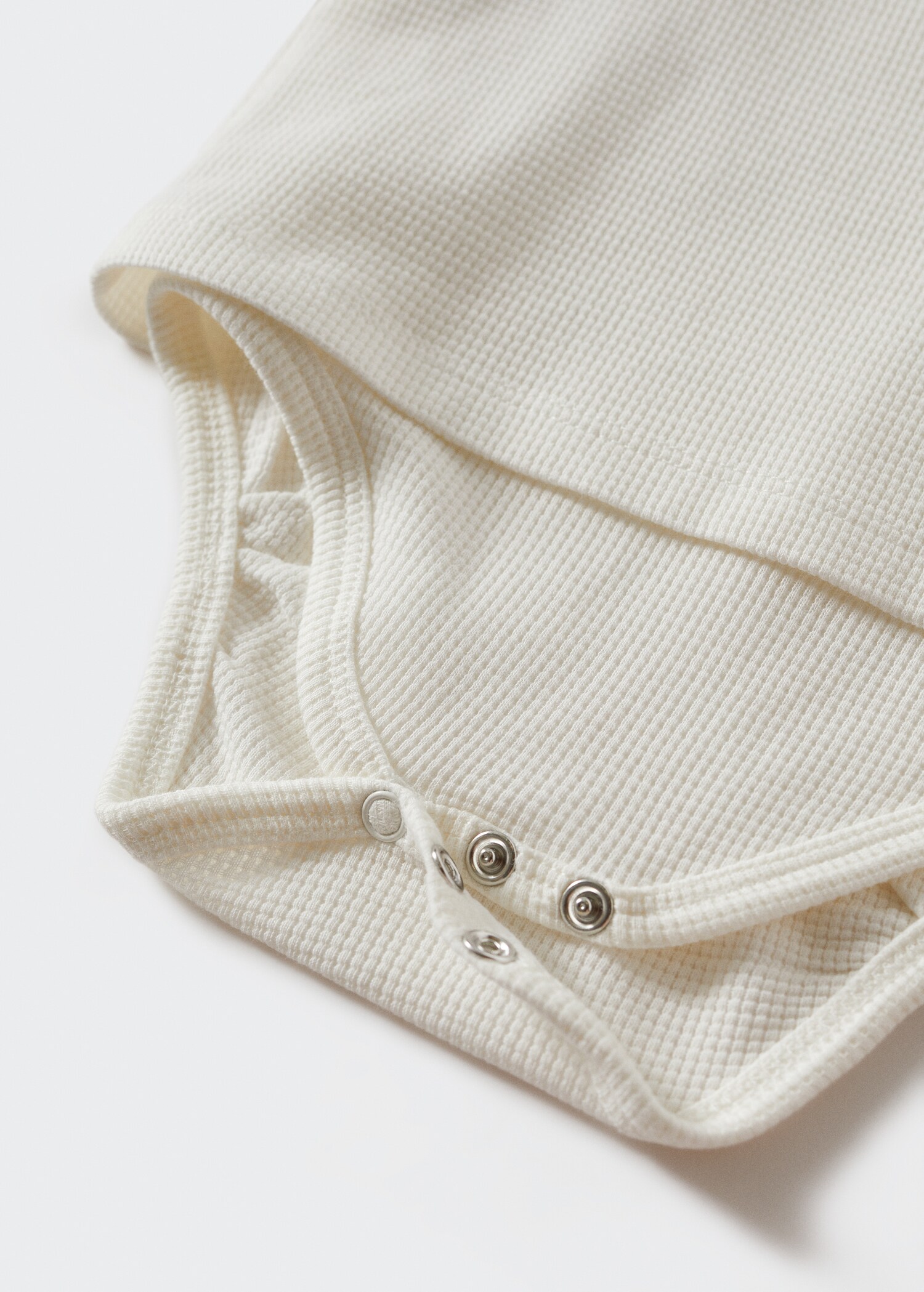 Cotton body - Details of the article 8