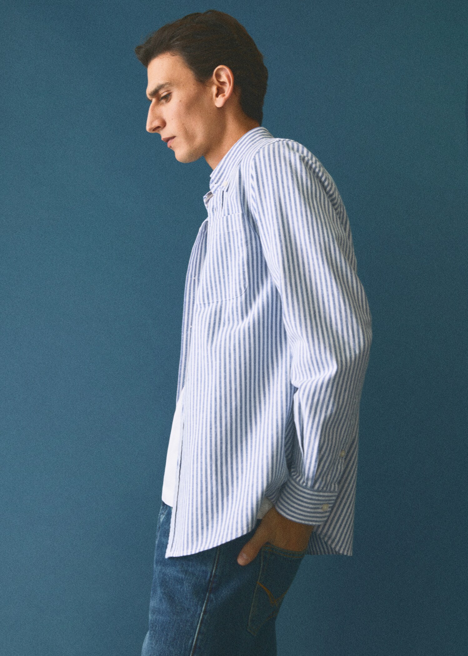Regular-fit cotton striped shirt - Details of the article 5