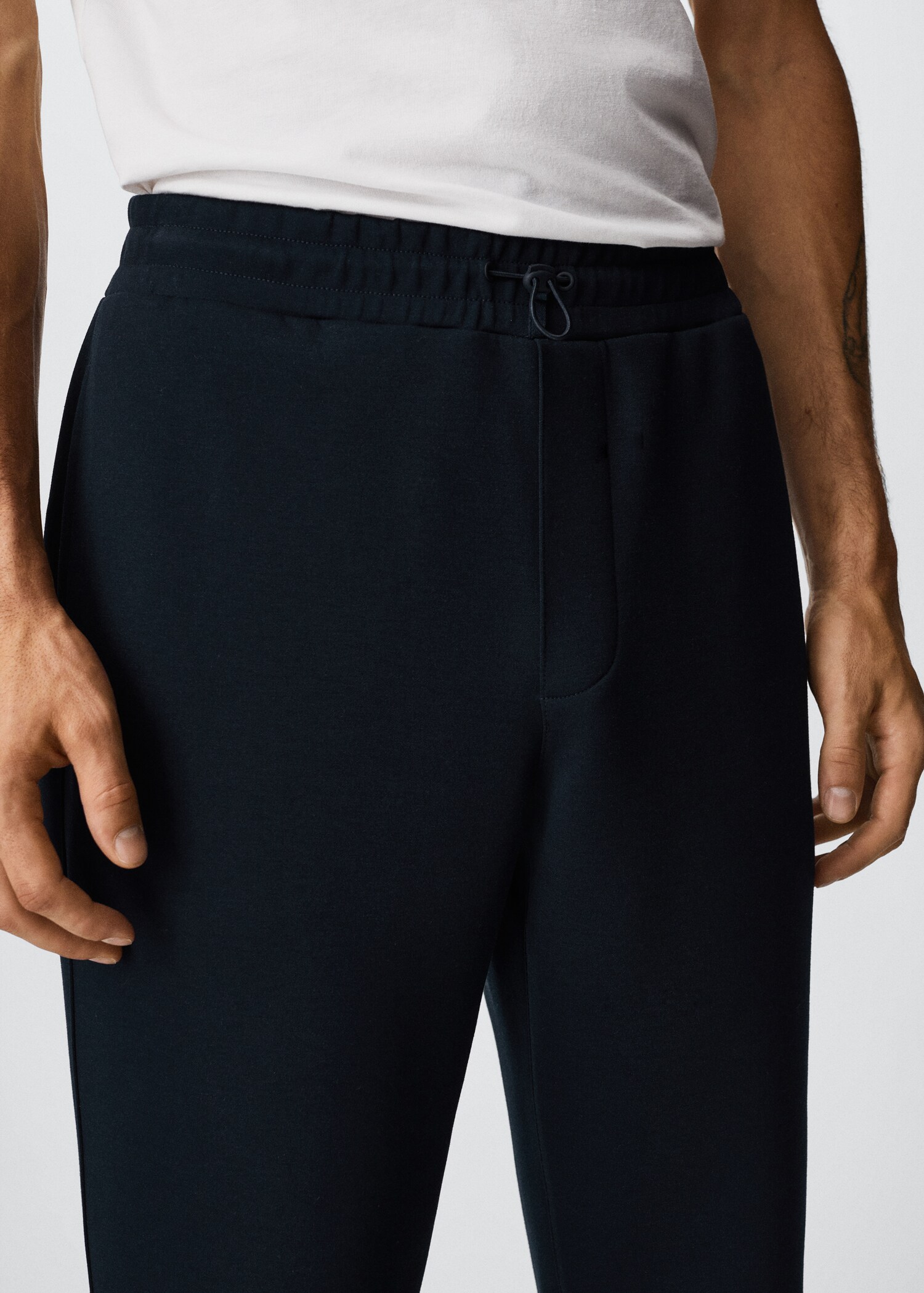 Breathable joggers - Details of the article 1