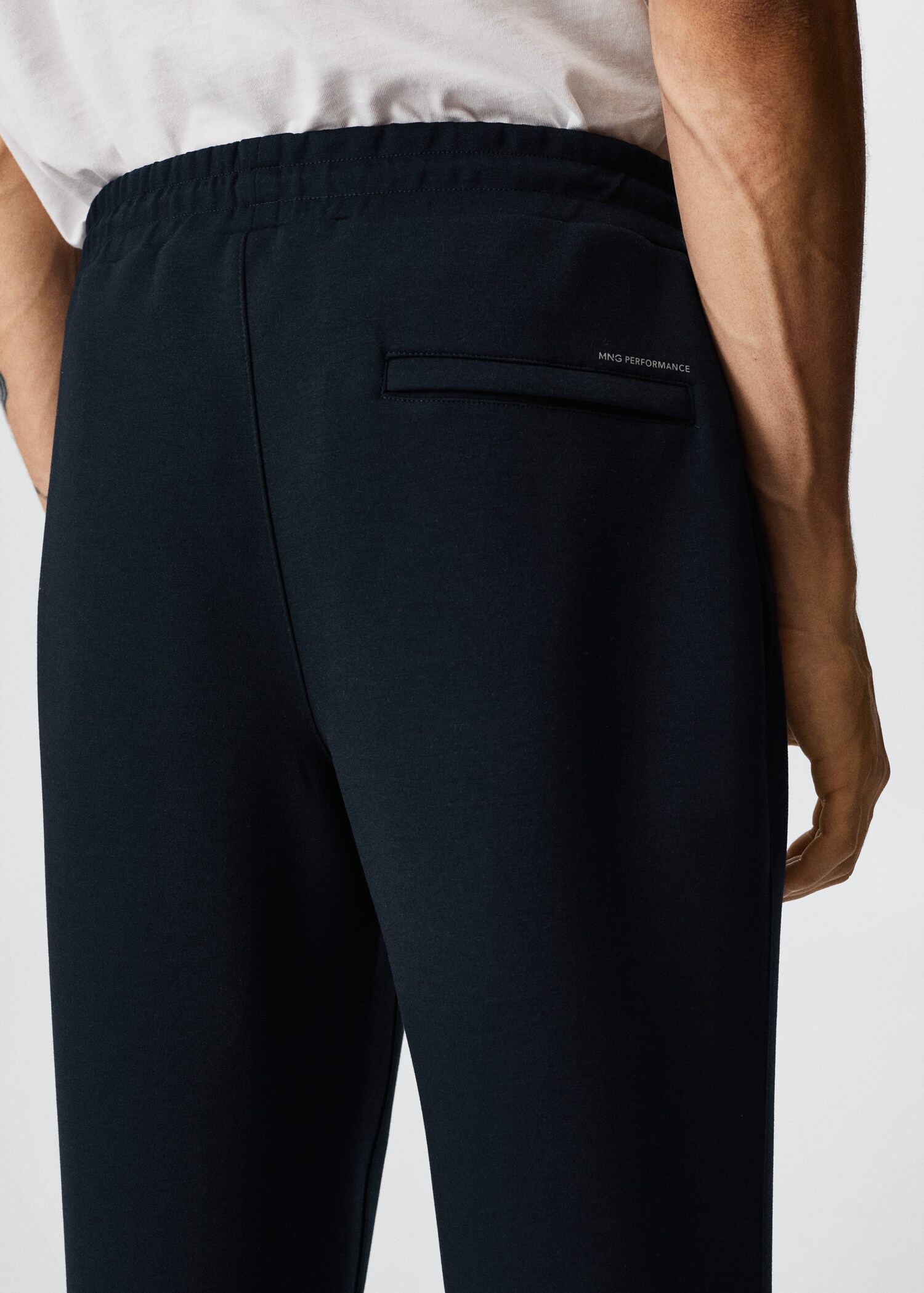 Breathable joggers - Details of the article 3