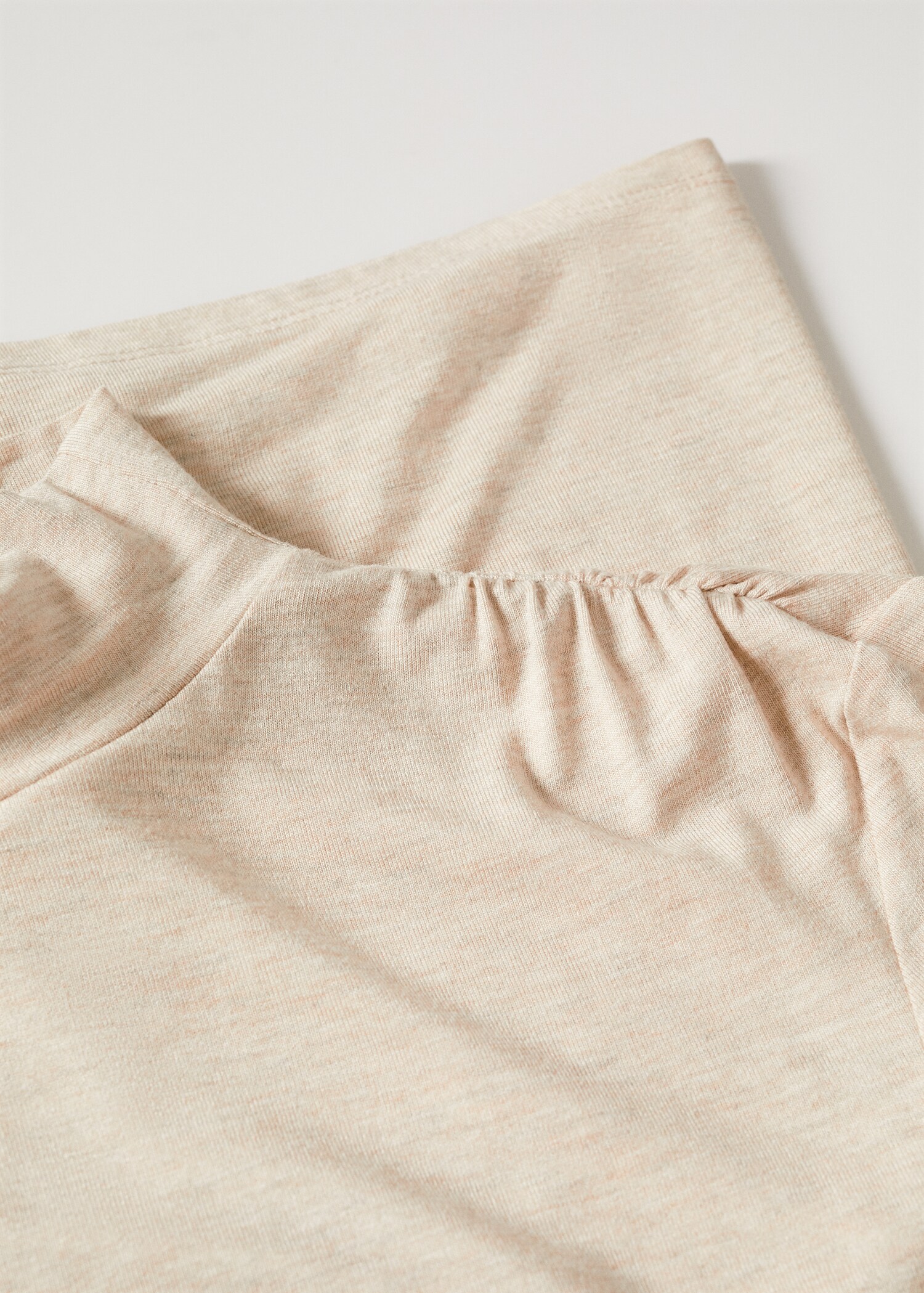 Turtleneck long-sleeved t-shirt - Details of the article 8
