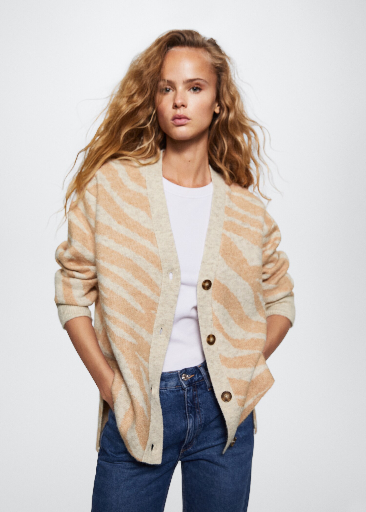 Strickjacke mit Animal-Print - Mittlere Ansicht