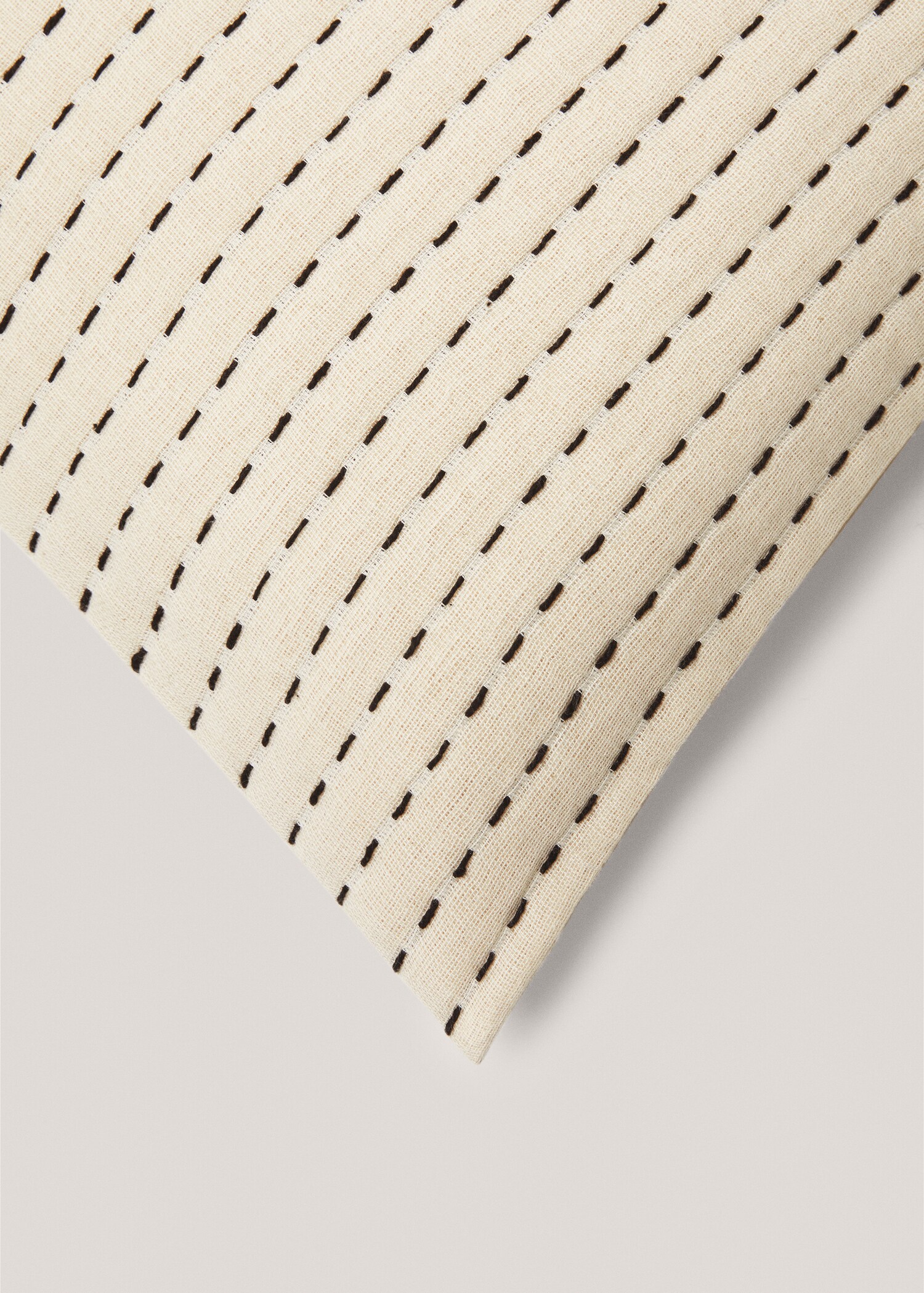 Cushion cover stitch 45x45cm - Details of the article 3