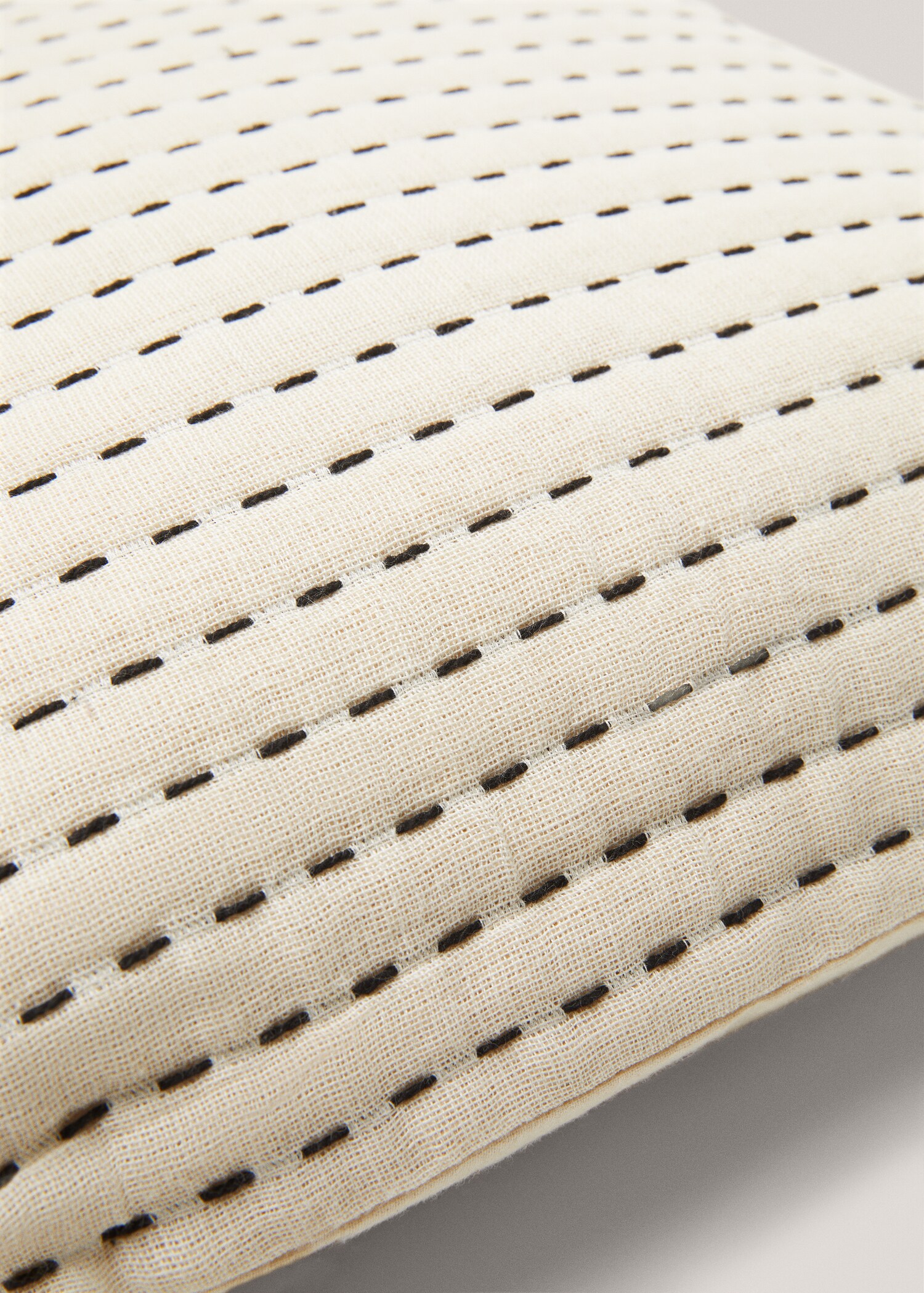 Cushion cover stitch 45x45cm - Details of the article 4