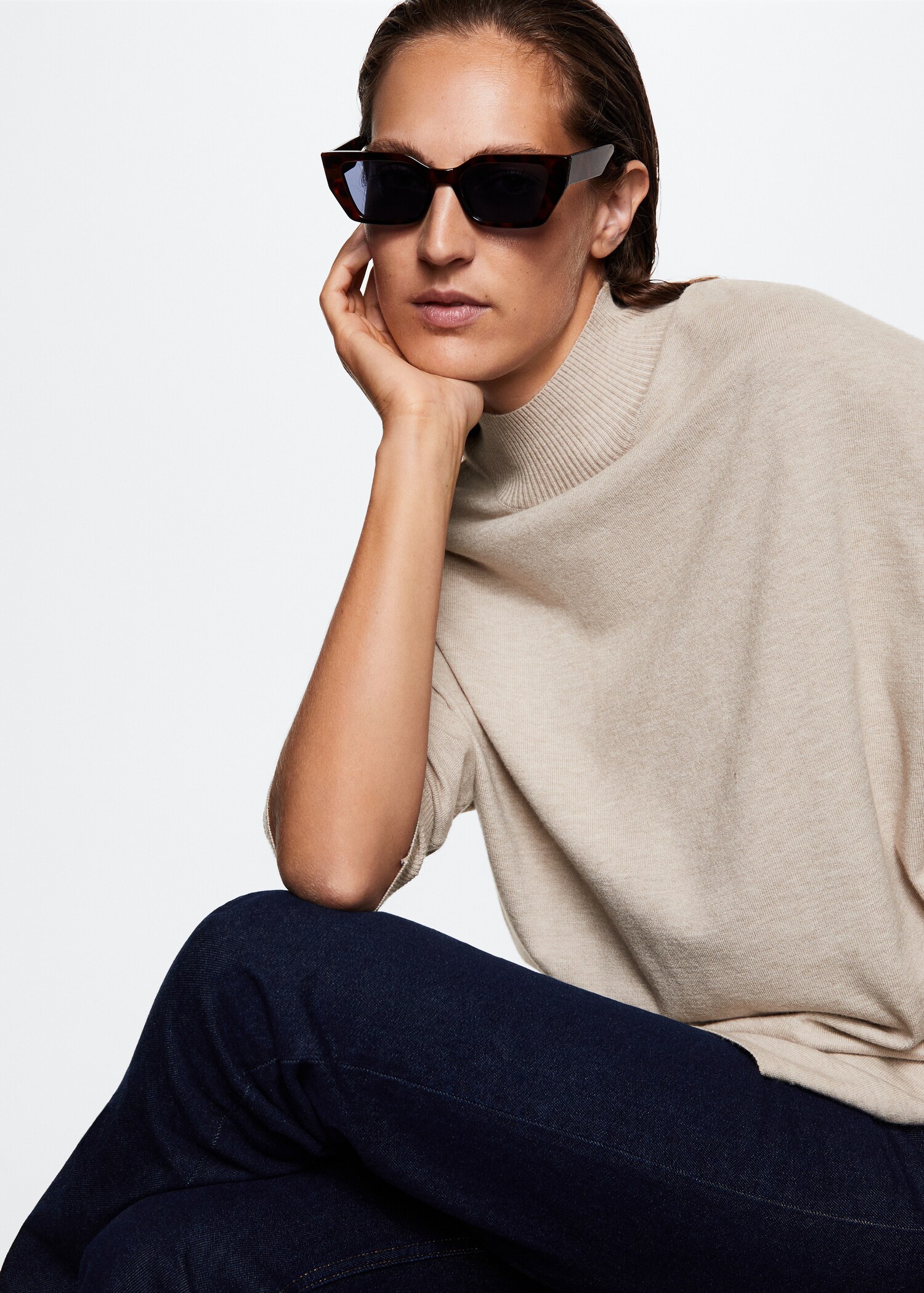 Perkins-neck fine-knit sweater - Details of the article 2