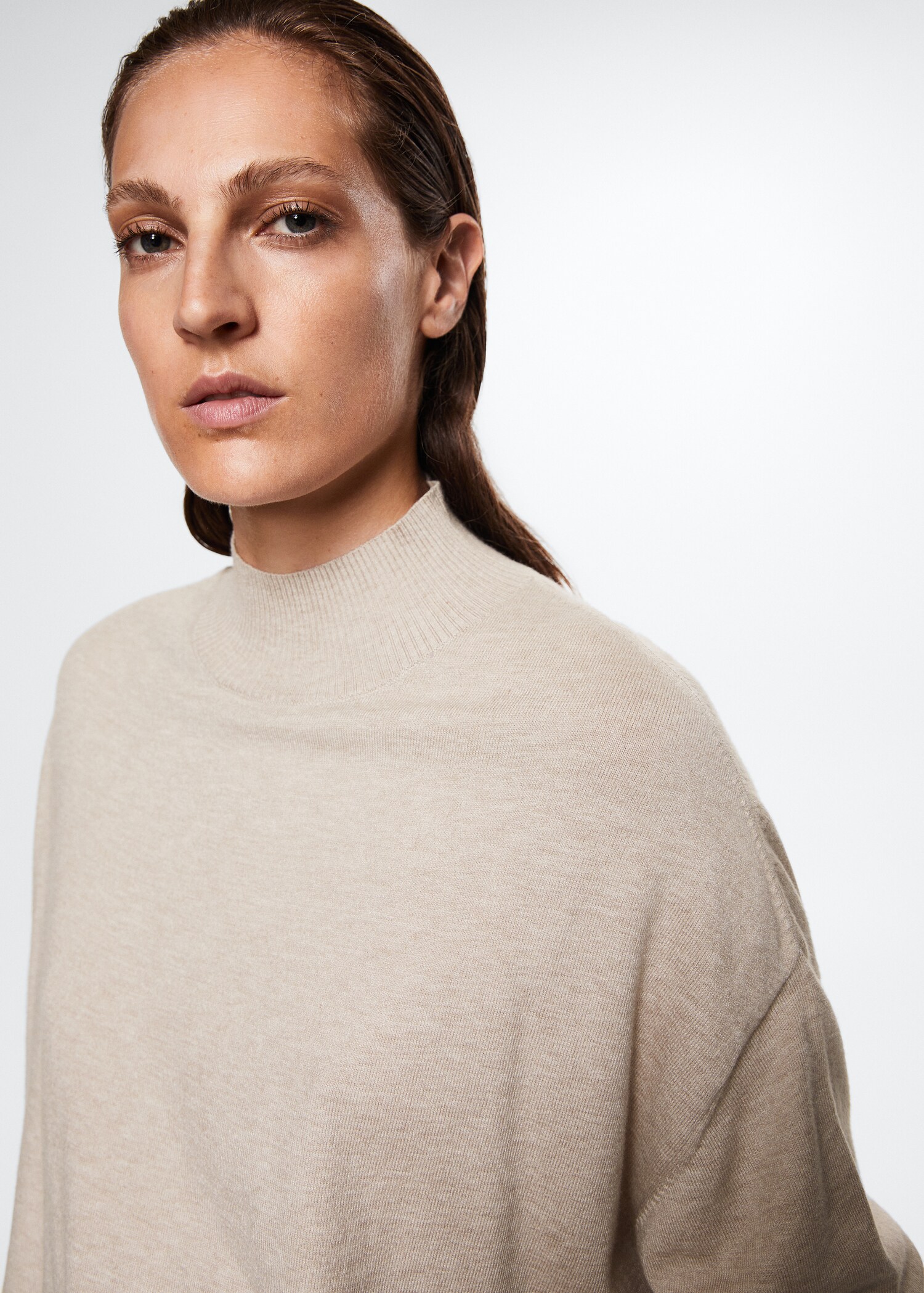 Perkins-neck fine-knit sweater - Details of the article 4
