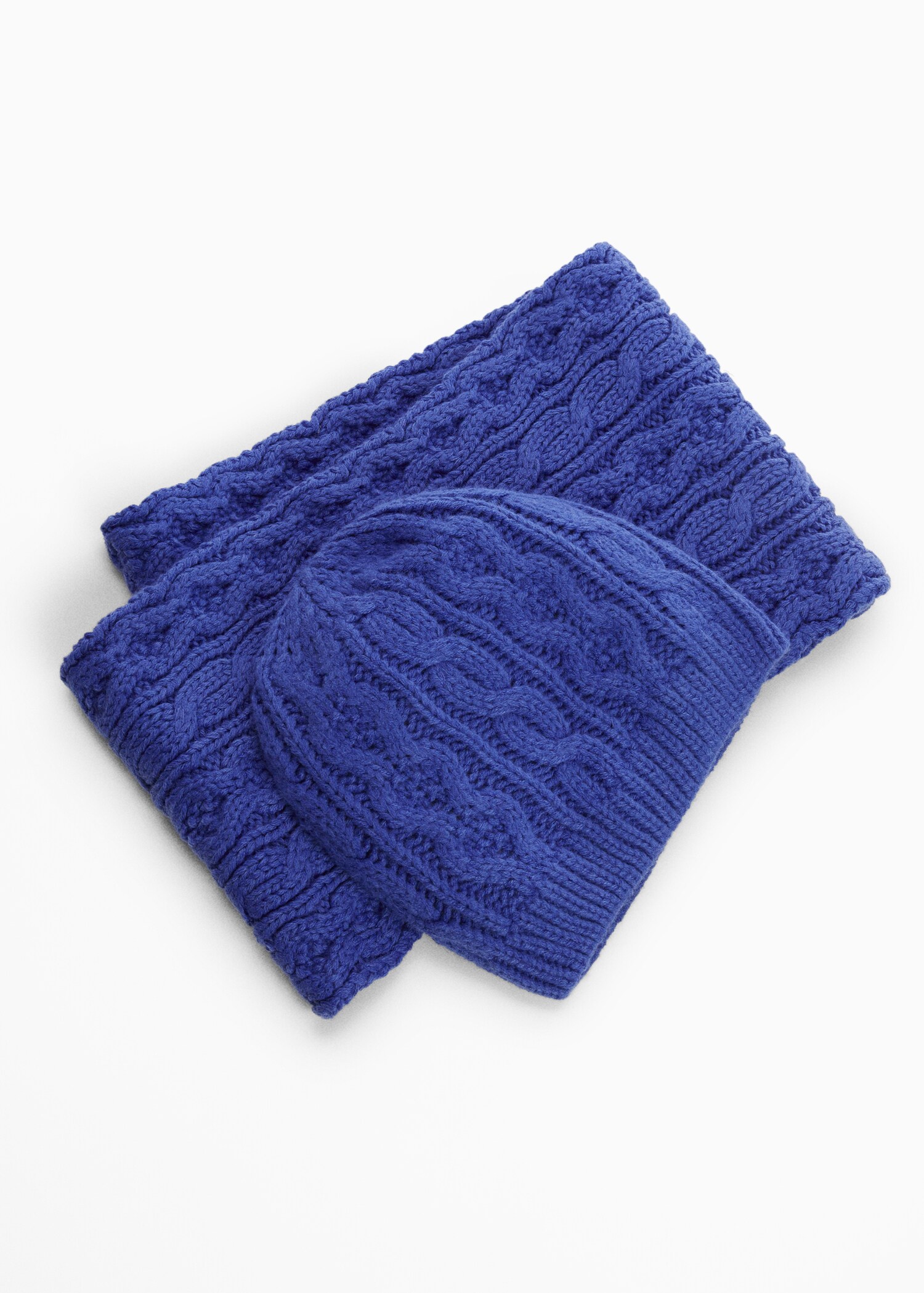 Knitted braided hat - Details of the article 6